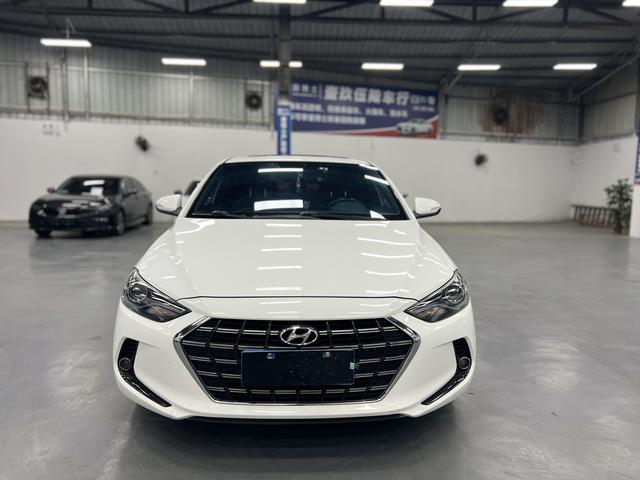 Hyundai Elantra AD 2019 immagine di auto #3