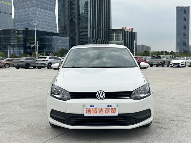 Volkswagen Polo 2018 car image #3