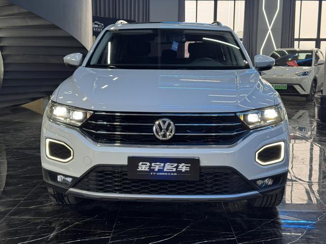 Volkswagen T-Roc 2020 car image #3