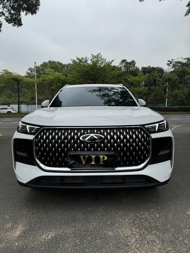 Chery Tiggo 8 2025 image de voiture #3