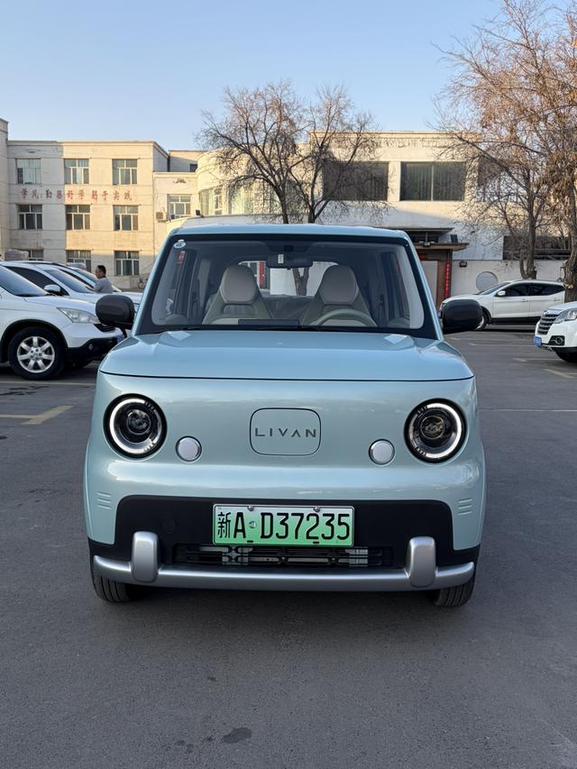 睿蓝汽车 2025 汽车图片 #3