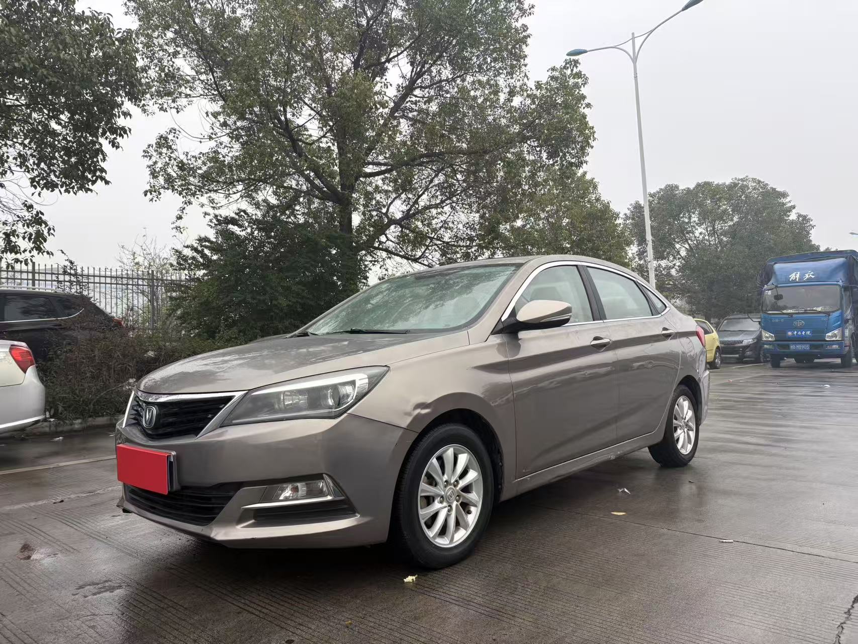 Changan Alsvin V7 2015 car image #3