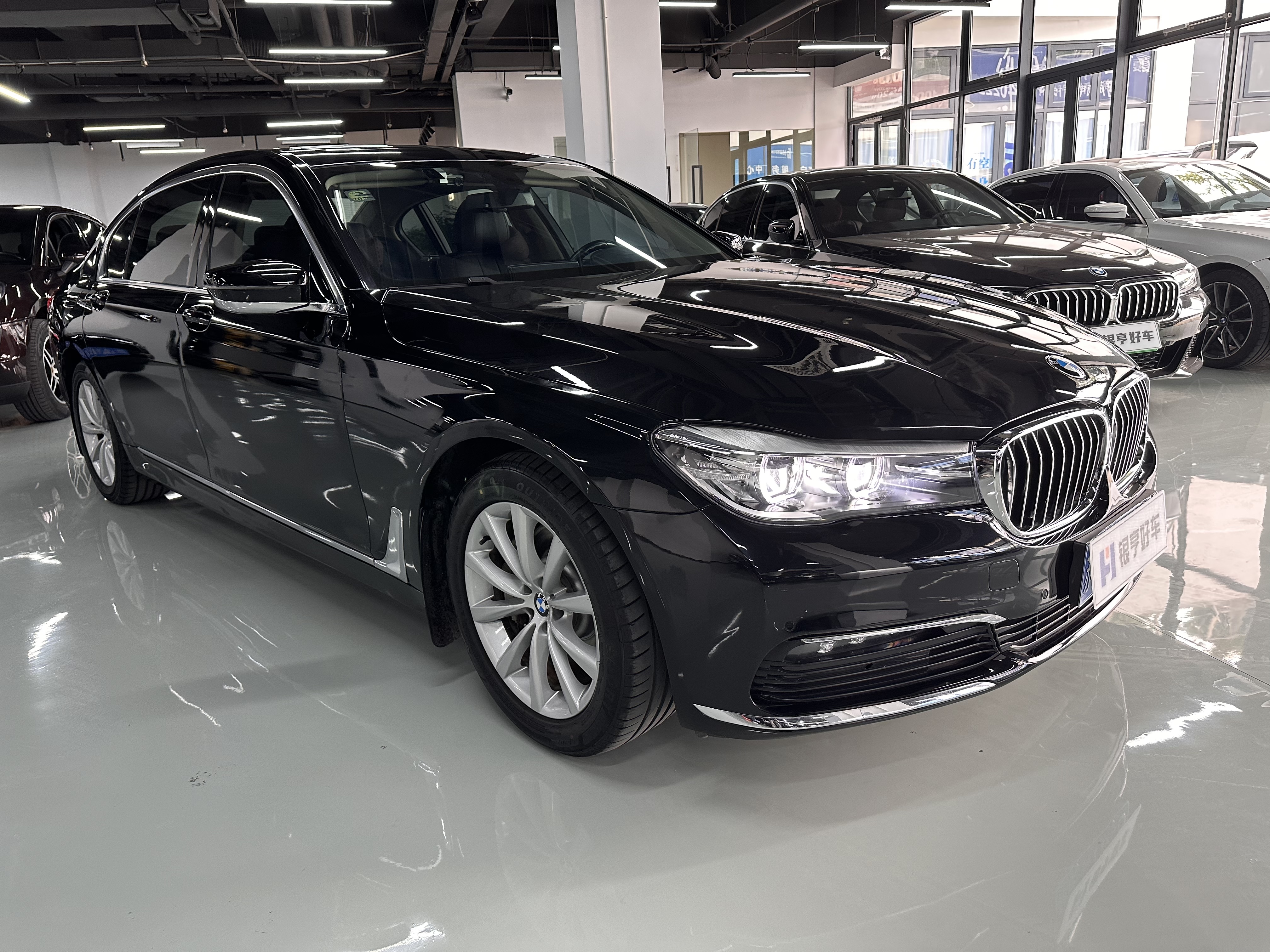 BMW 7 Series 2017 #3 BMW 7 Series 2017 car image #3