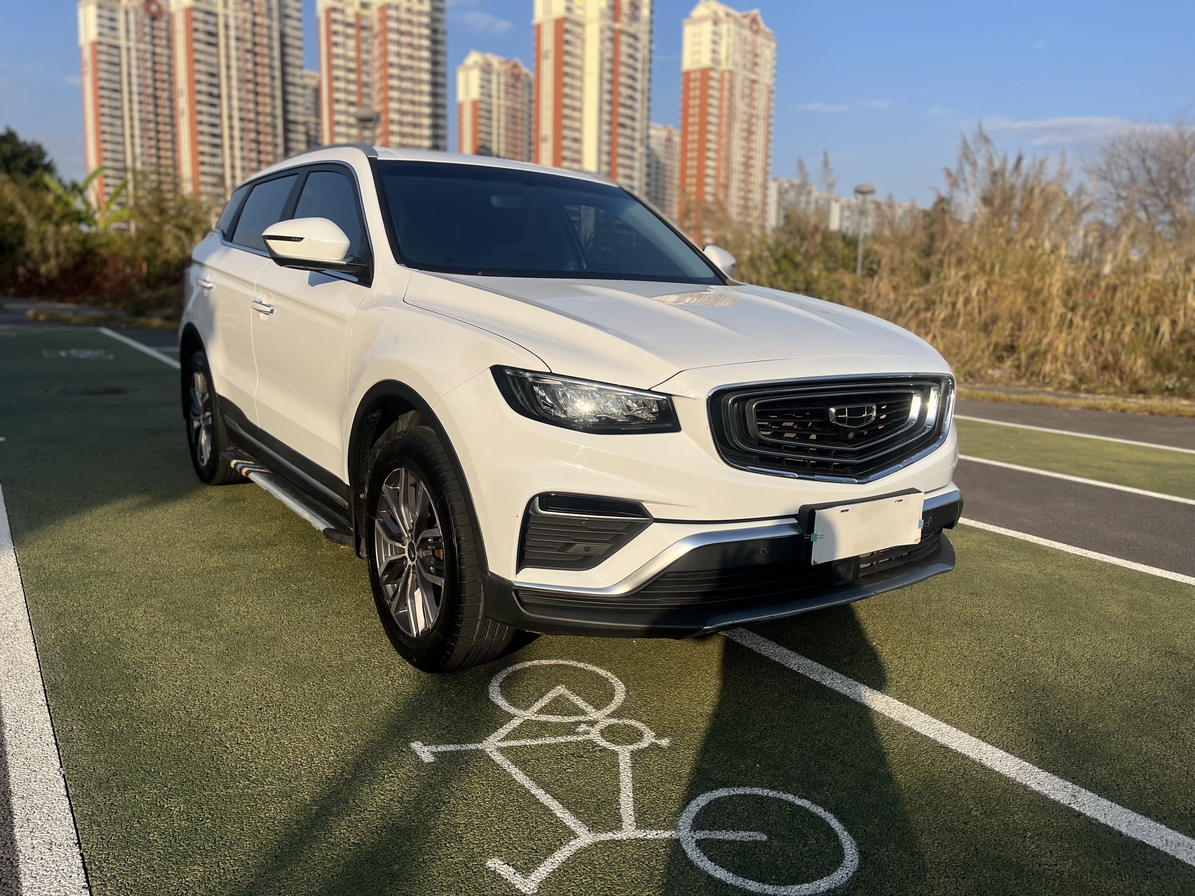 GEELY 2019 car image #3