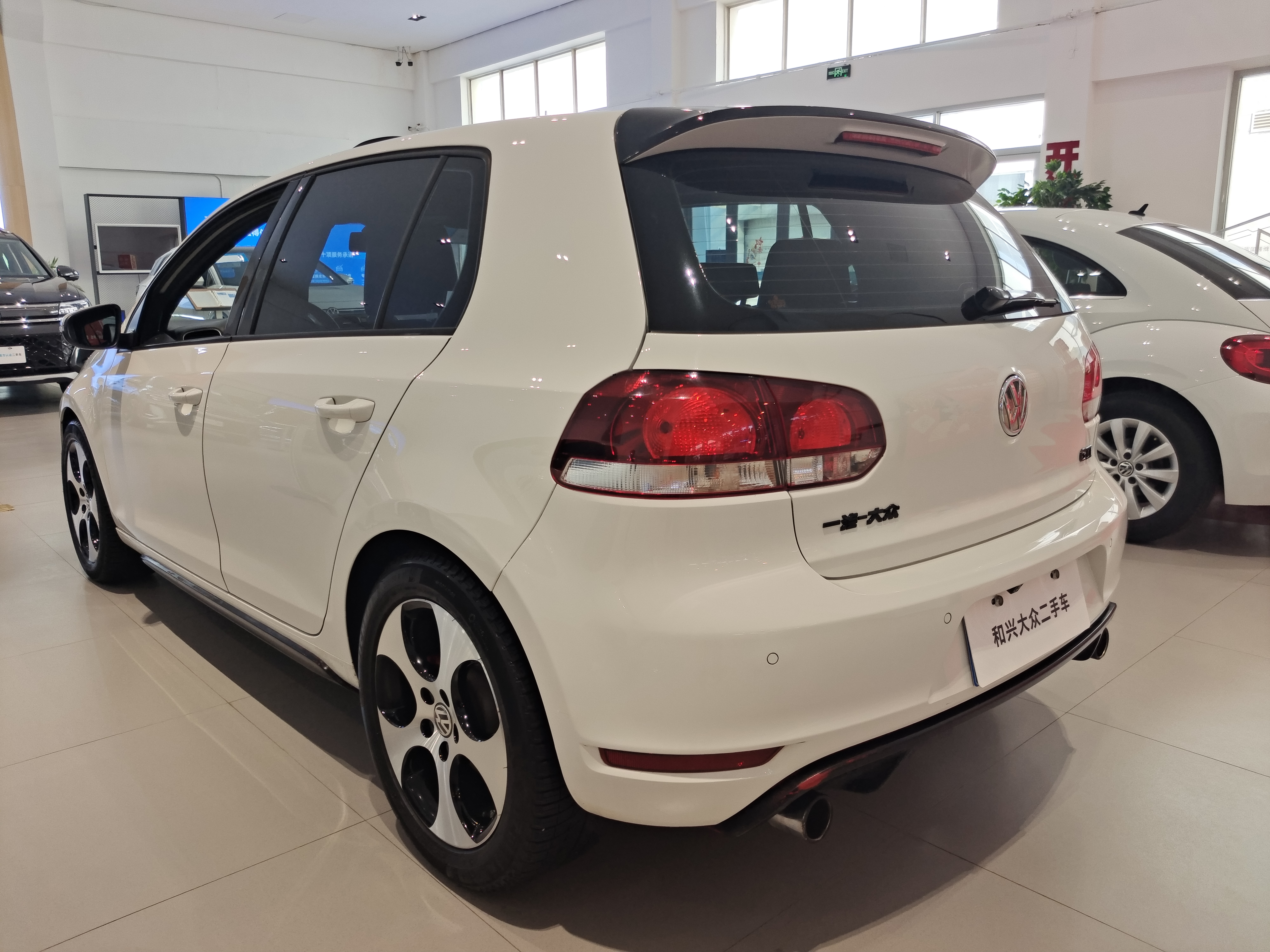 Volkswagen GolfGTI 2014 car image #3