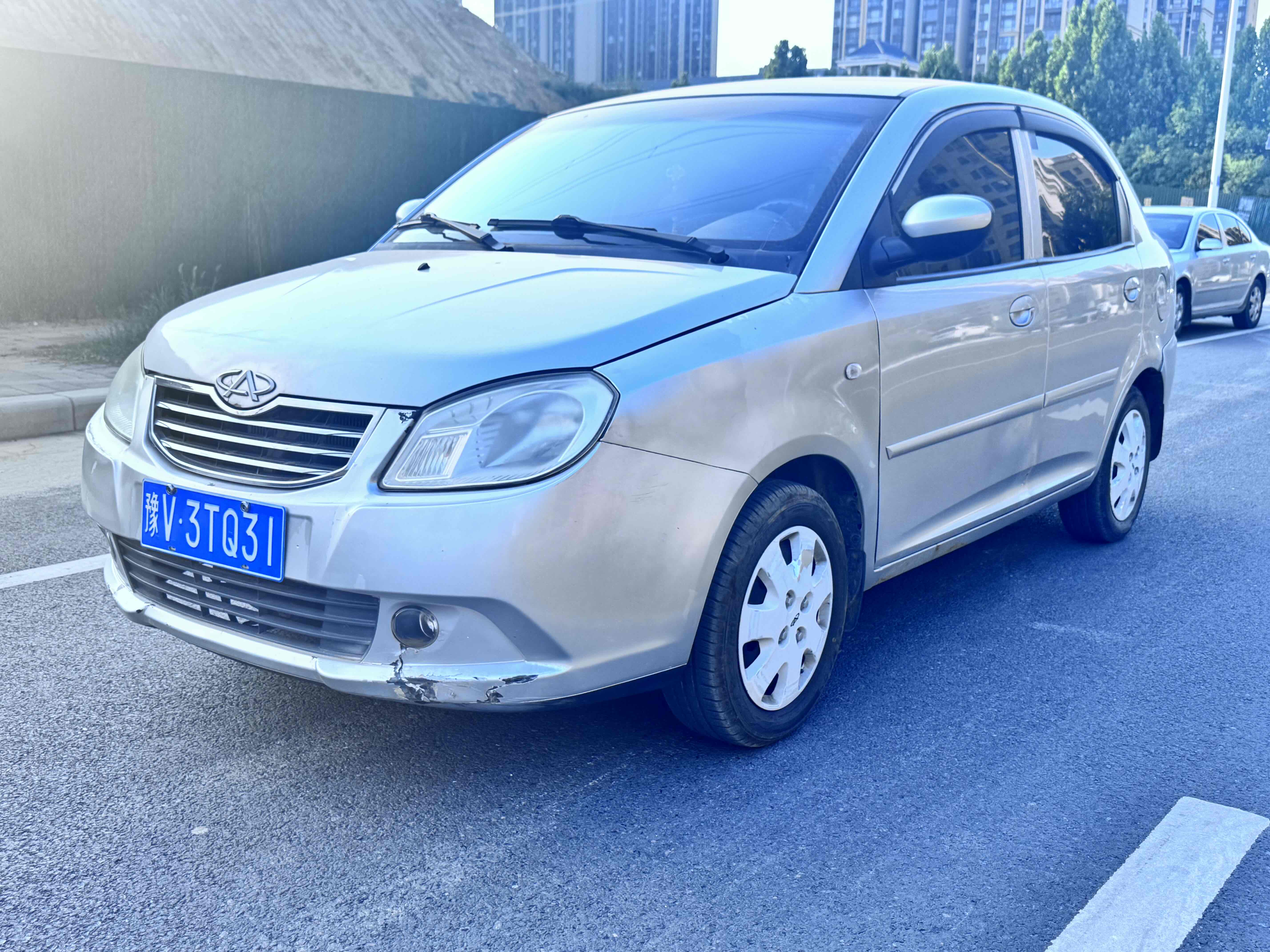 Chery Cowin 2013 car image #3