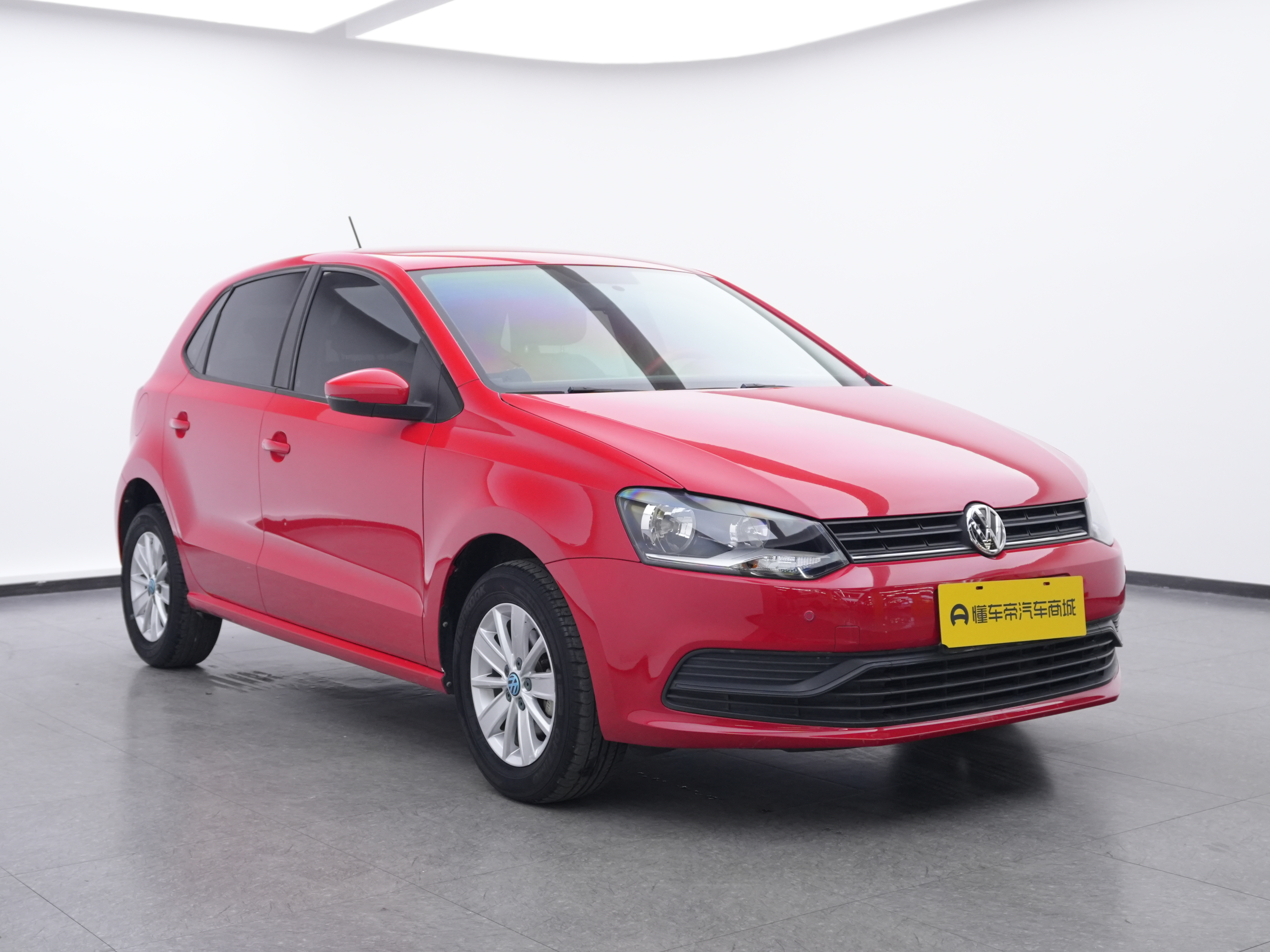 Polo 2017 car image #3