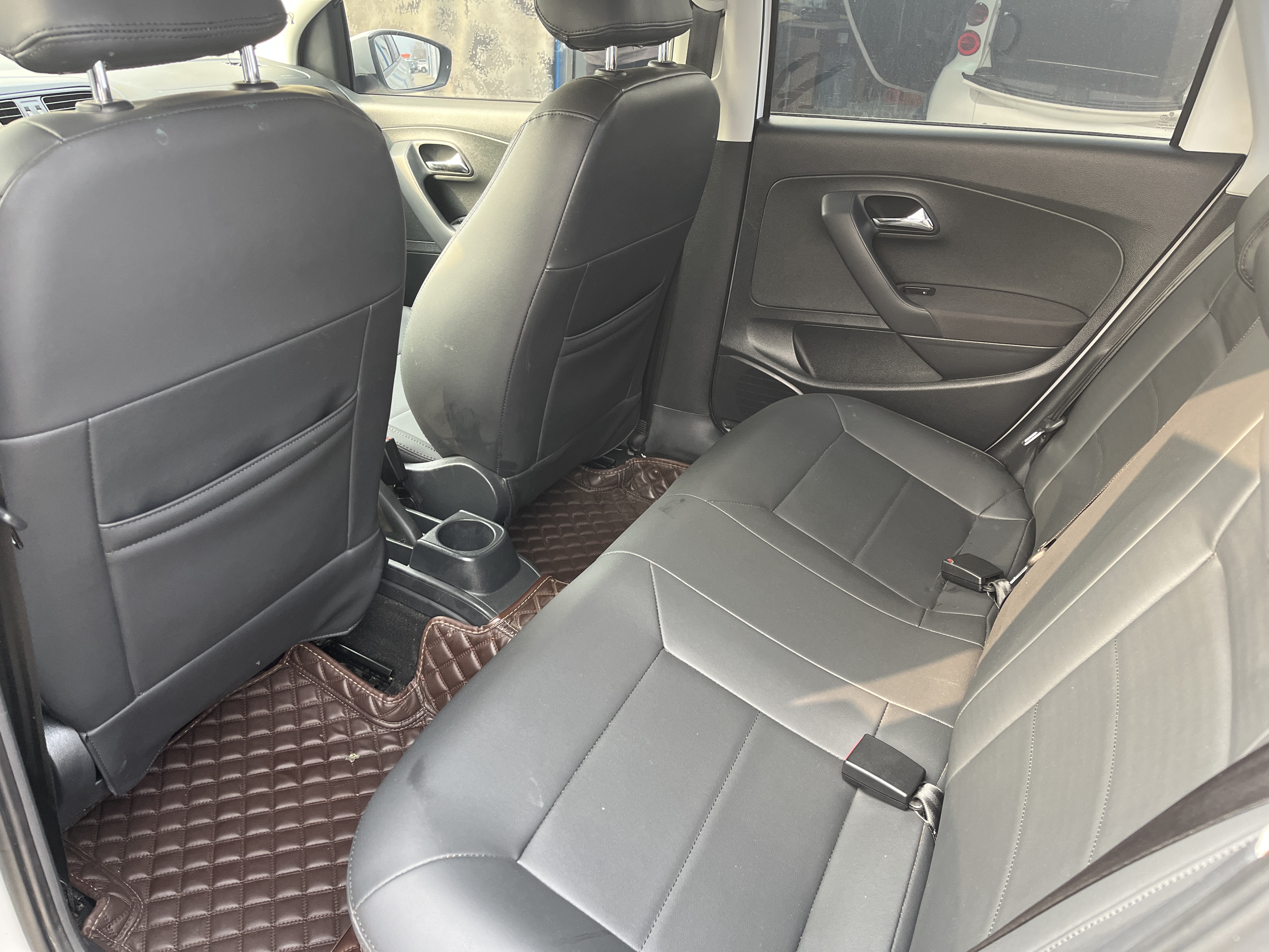 Volkswagen Polo 2018 car image #3