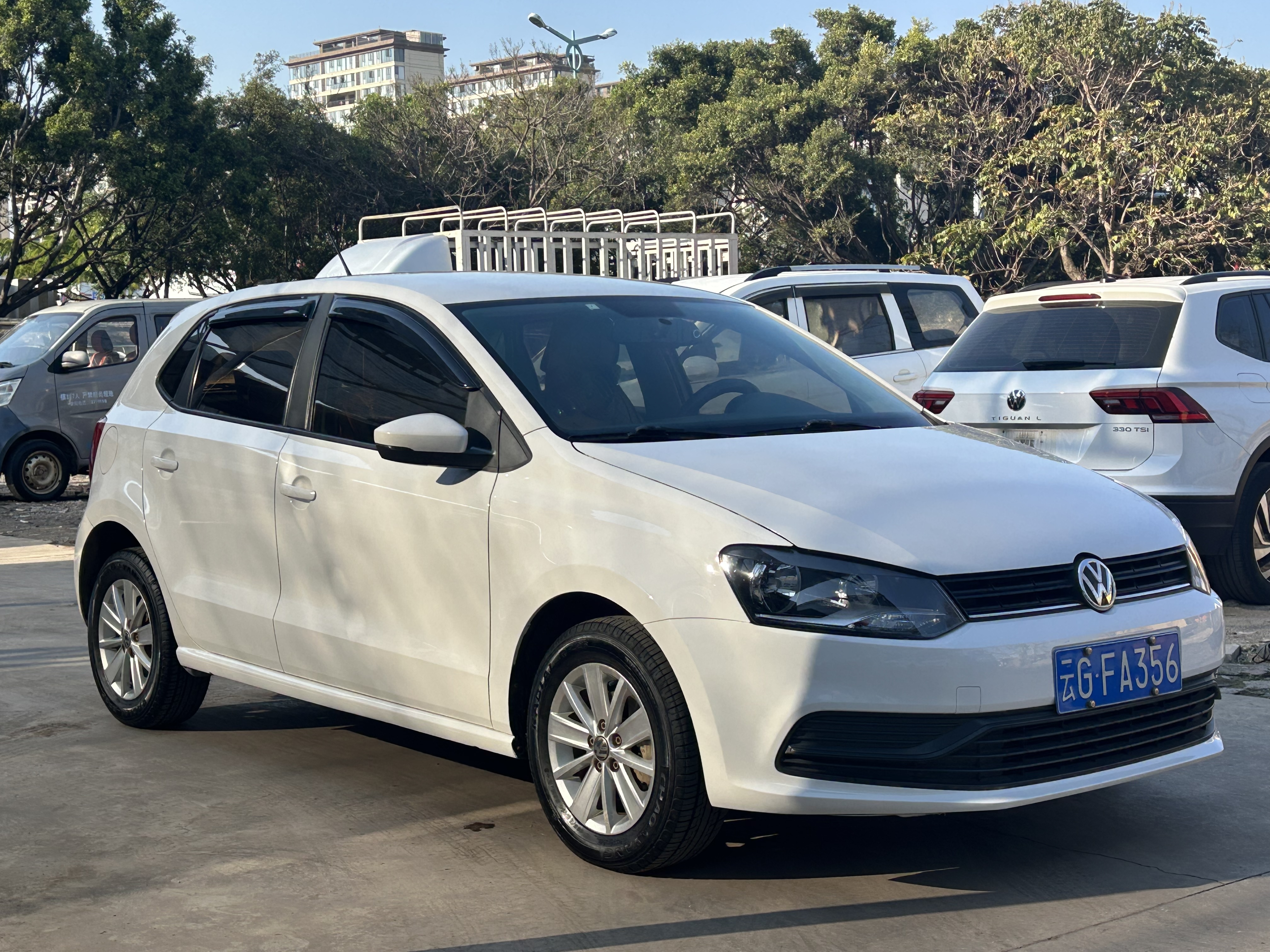 Polo 2016 car image #3