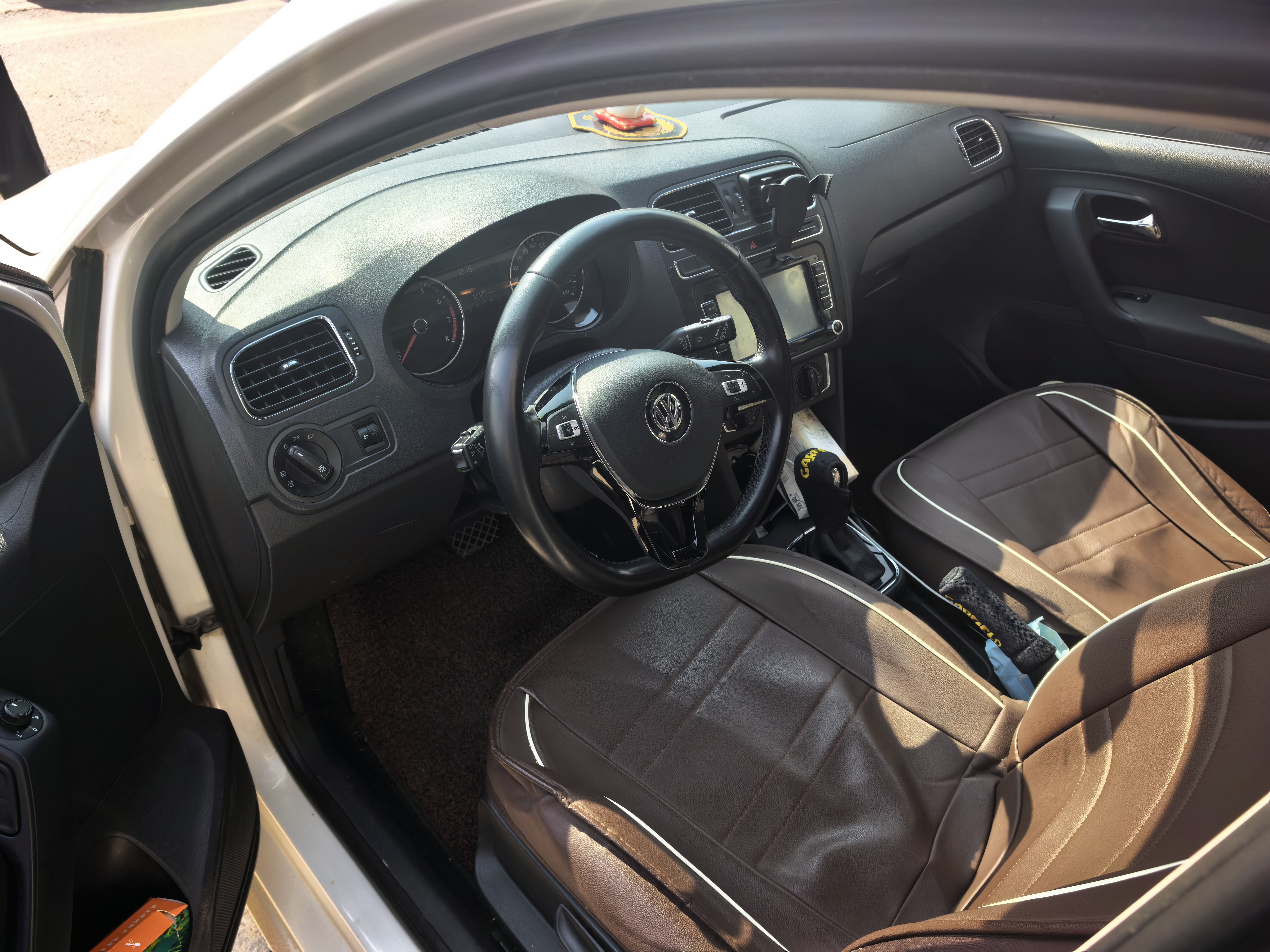 Polo 2016 car image #3