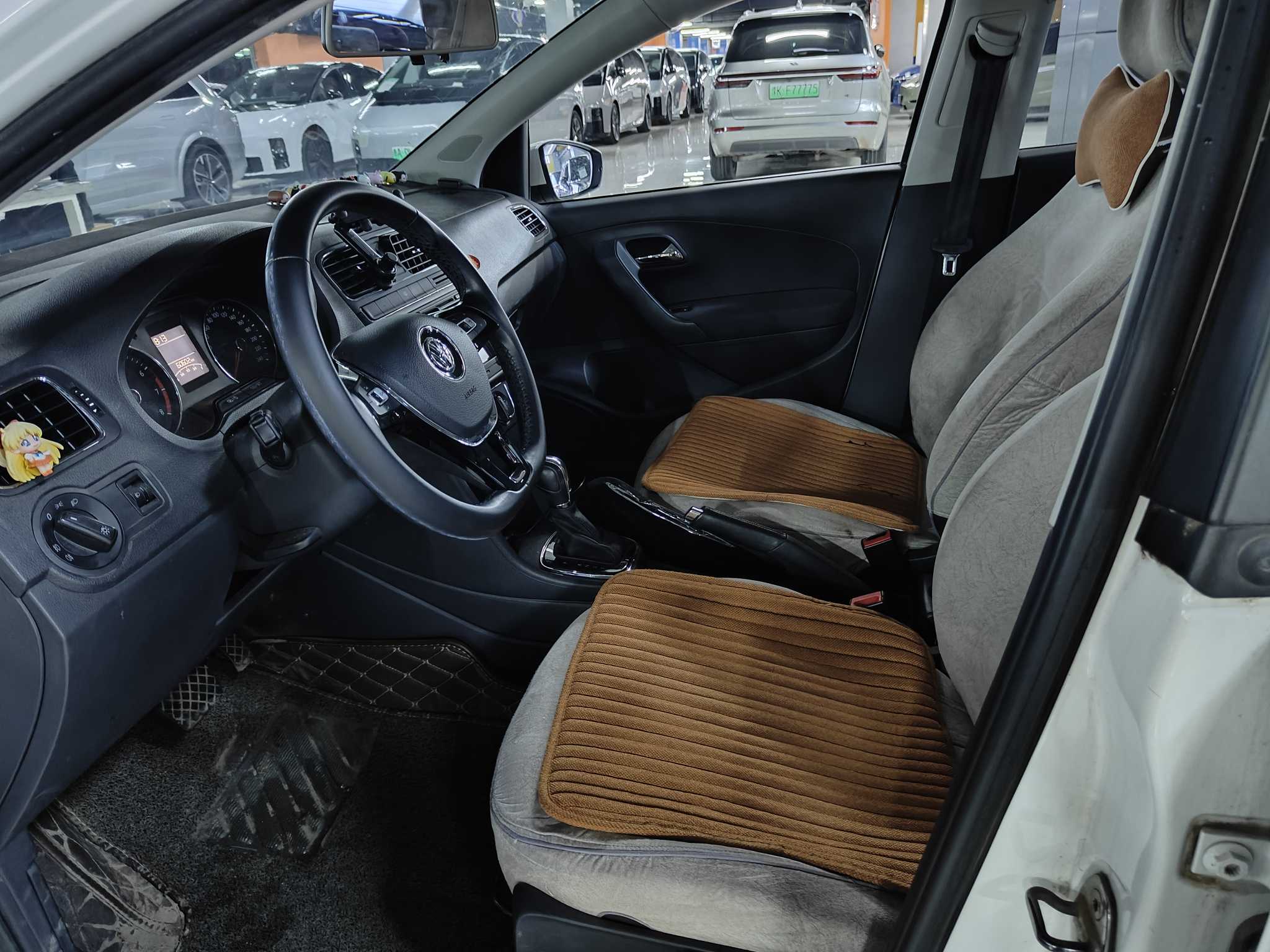Polo 2017 #3 Polo 2017 car image #3
