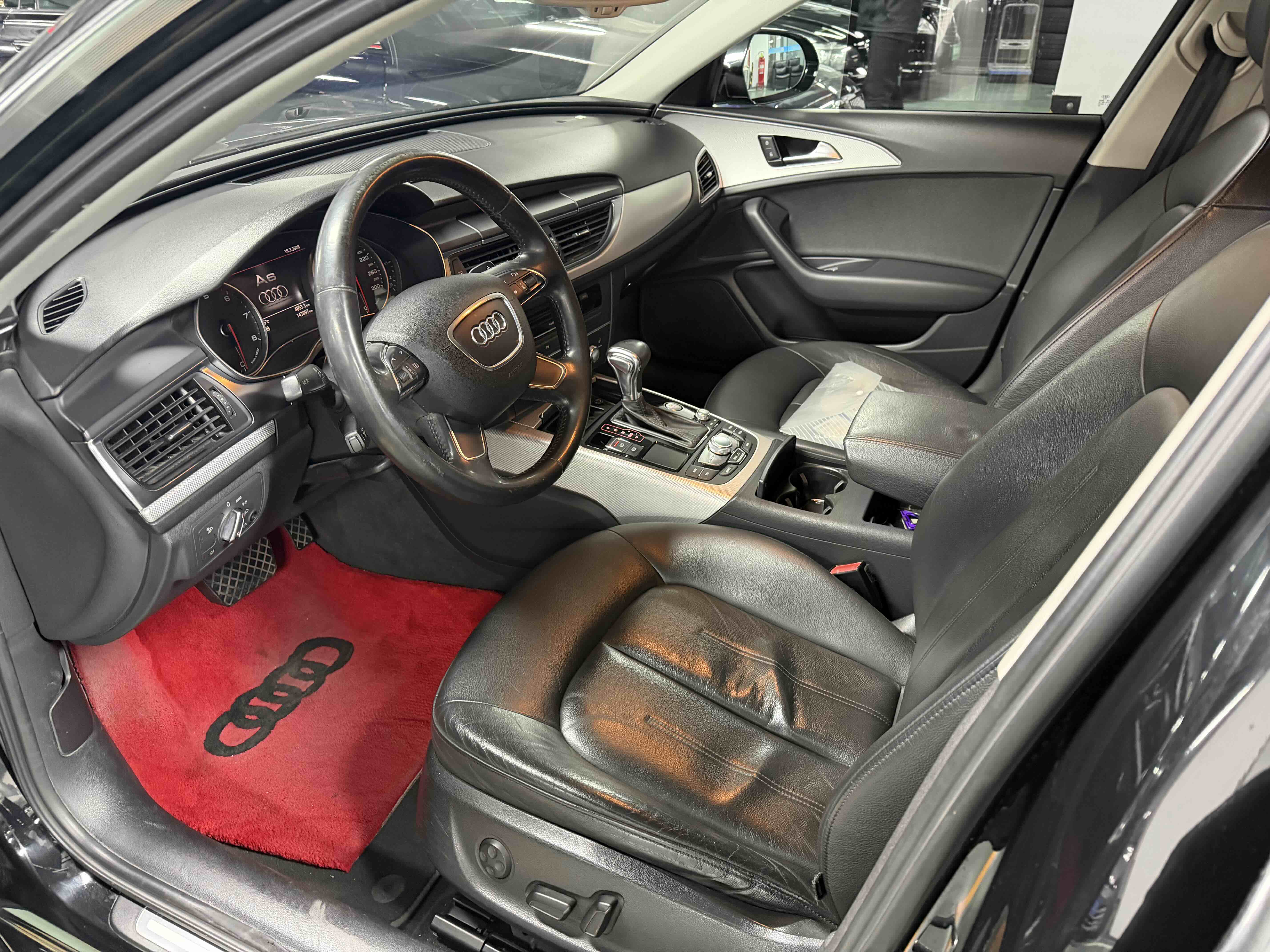 Audi A6L 2012 car image #3