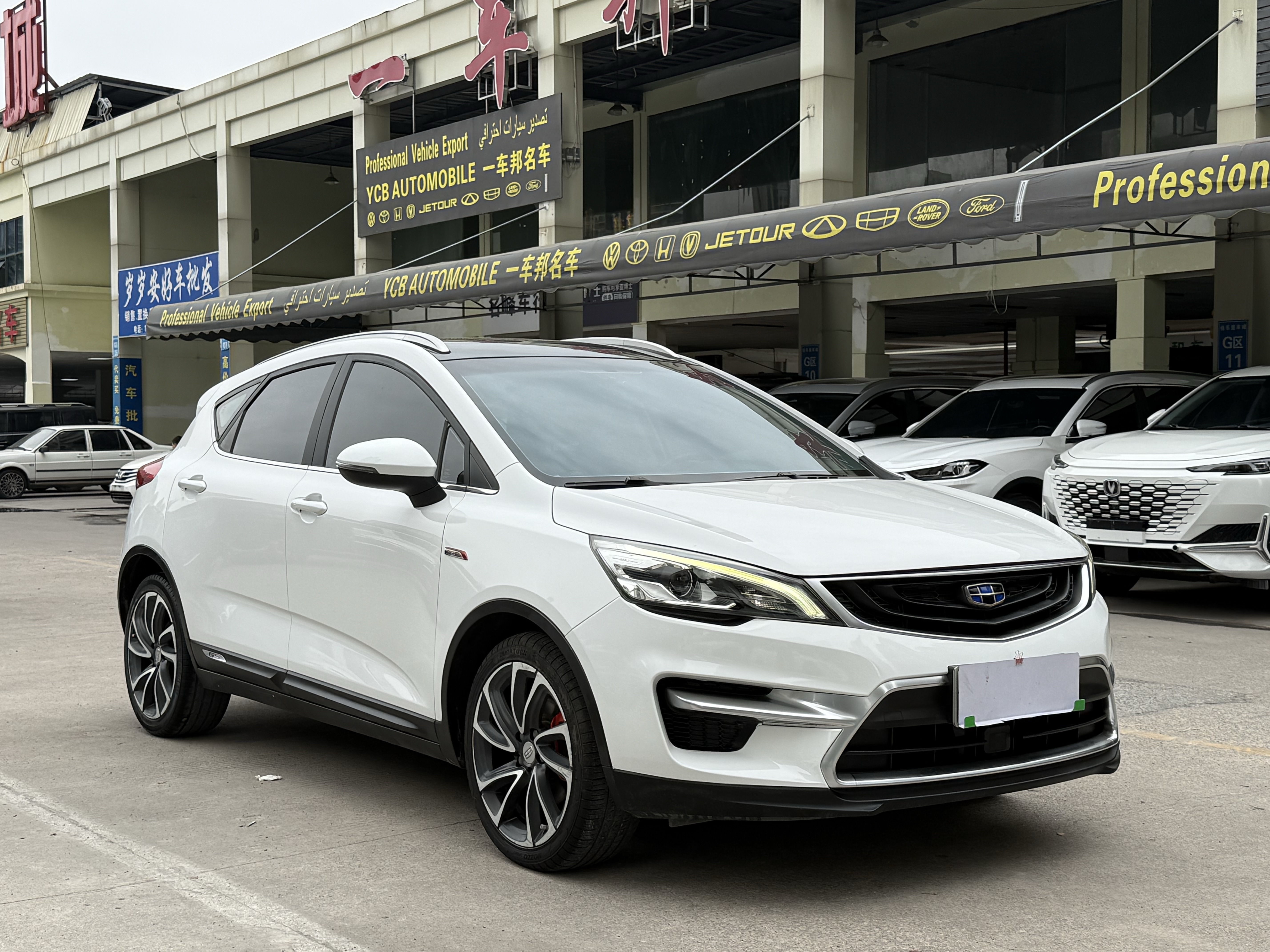 GEELY Emgrand GS 2017 #3 GEELY Emgrand GS 2017 car image #3