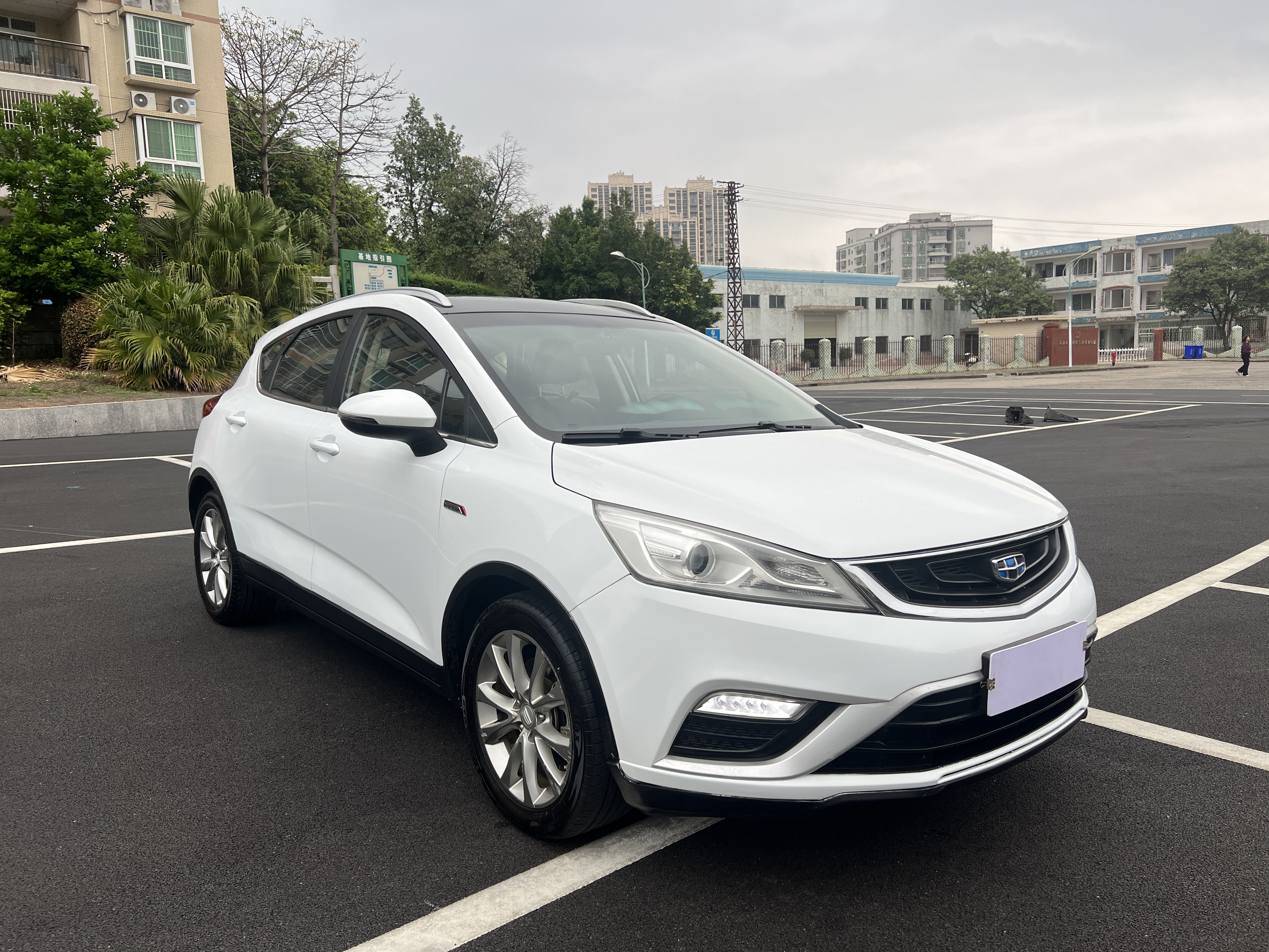 Emgrand GS 2016 #3 Emgrand GS 2016 car image #3
