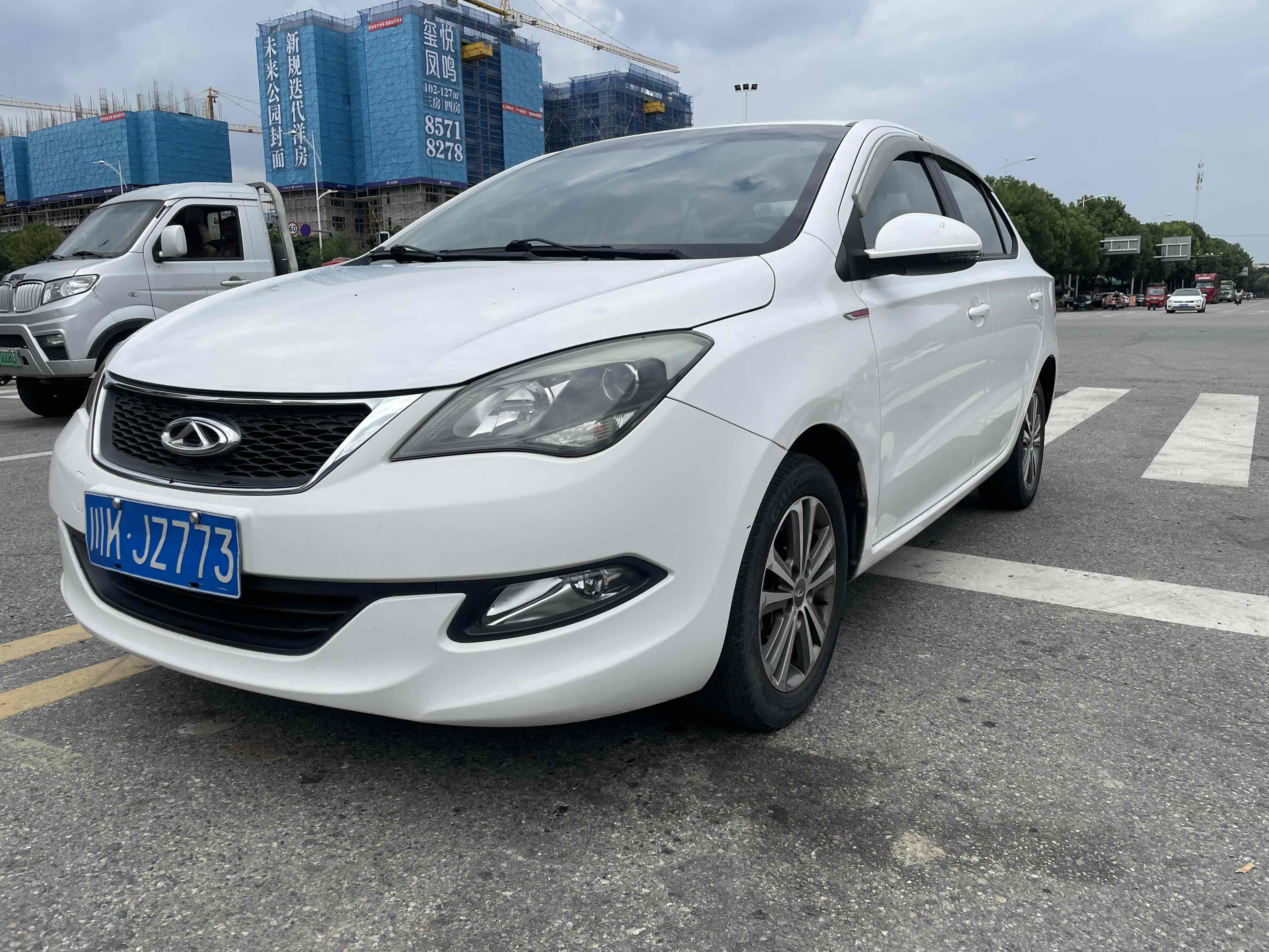 Chery E5 2015 изображение автомобиля #3