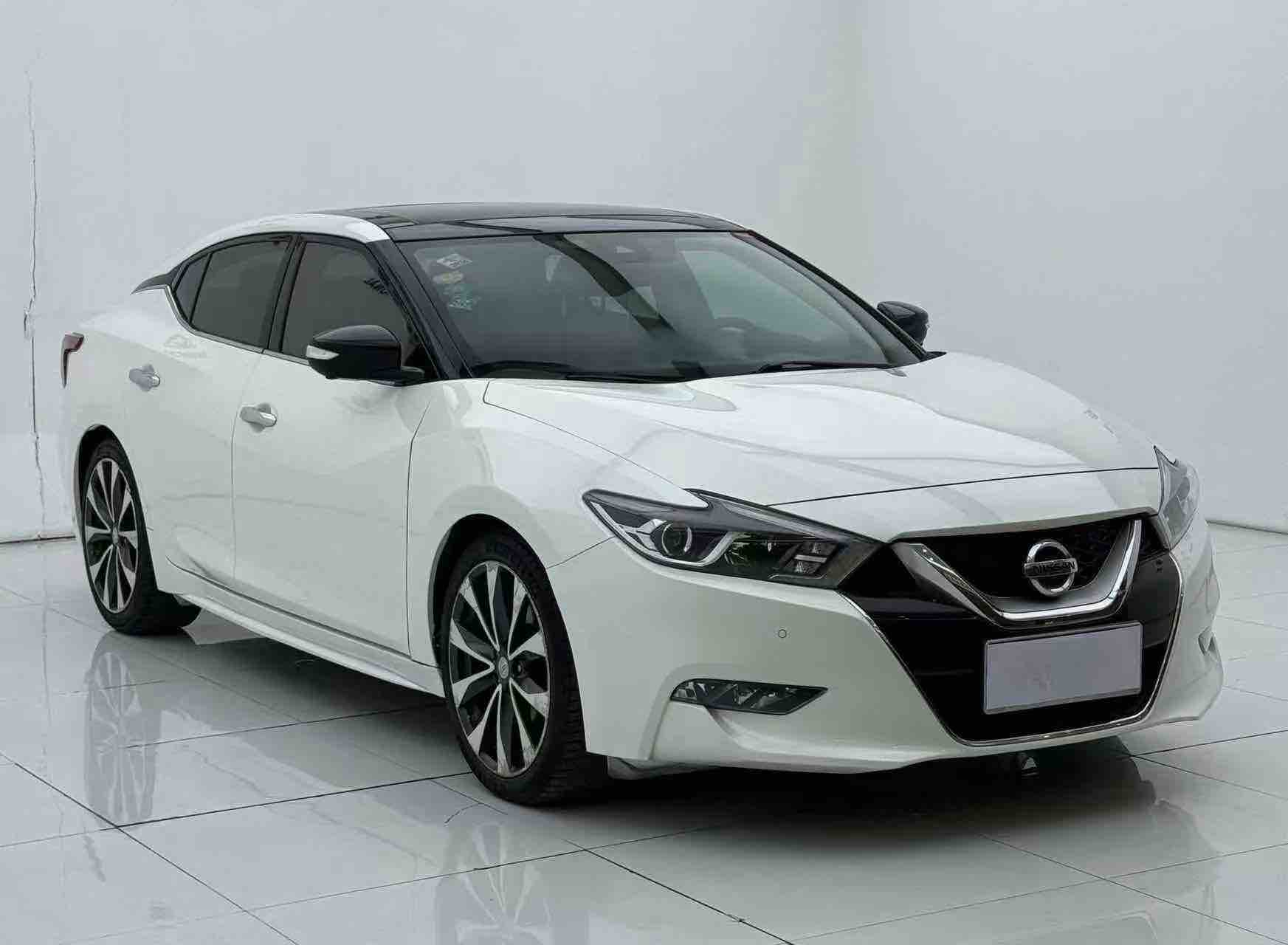 Nissan Maxima 2018 immagine di auto #3