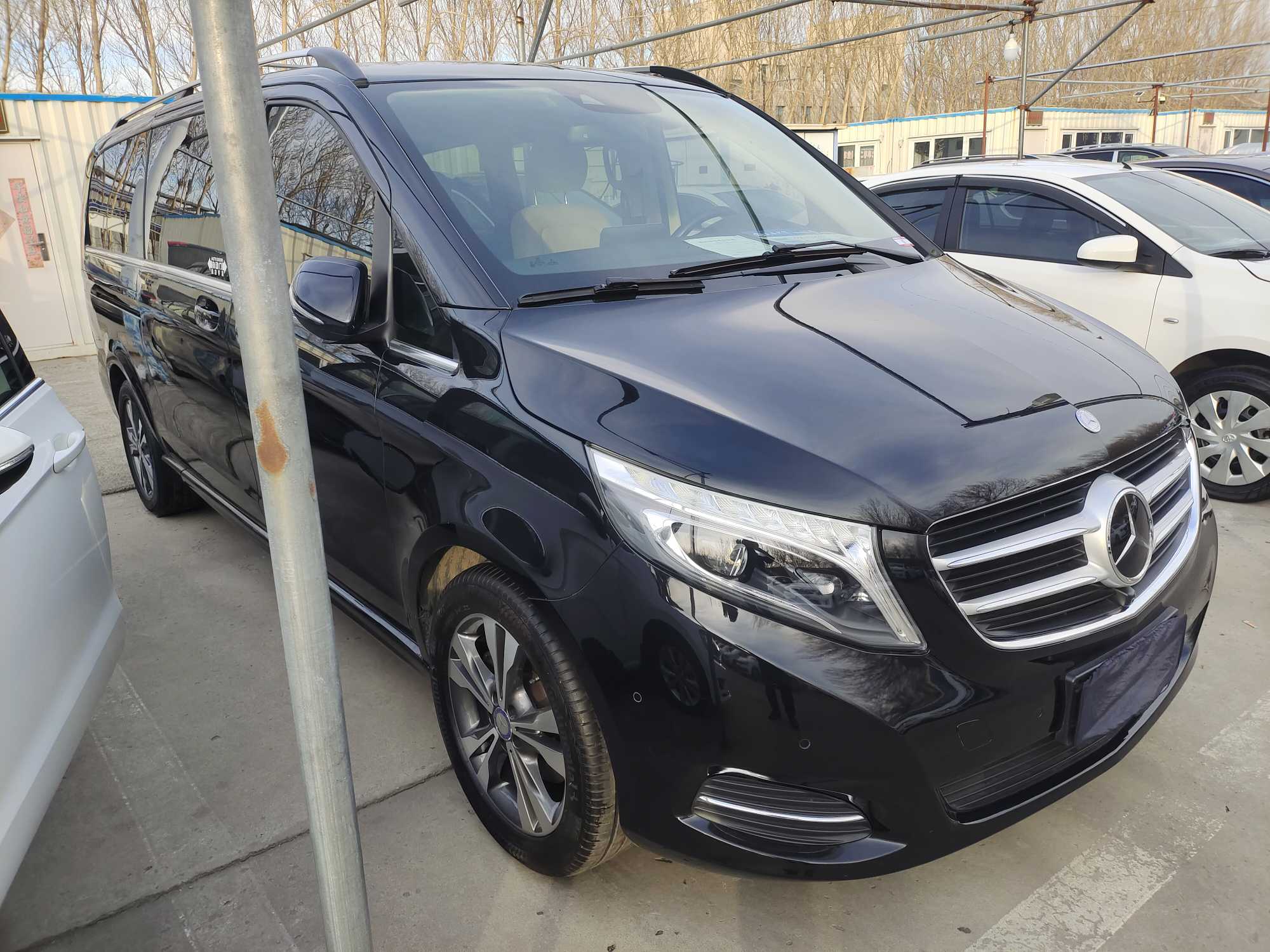 Mercedes-Benz V Class 2017 immagine di auto #3