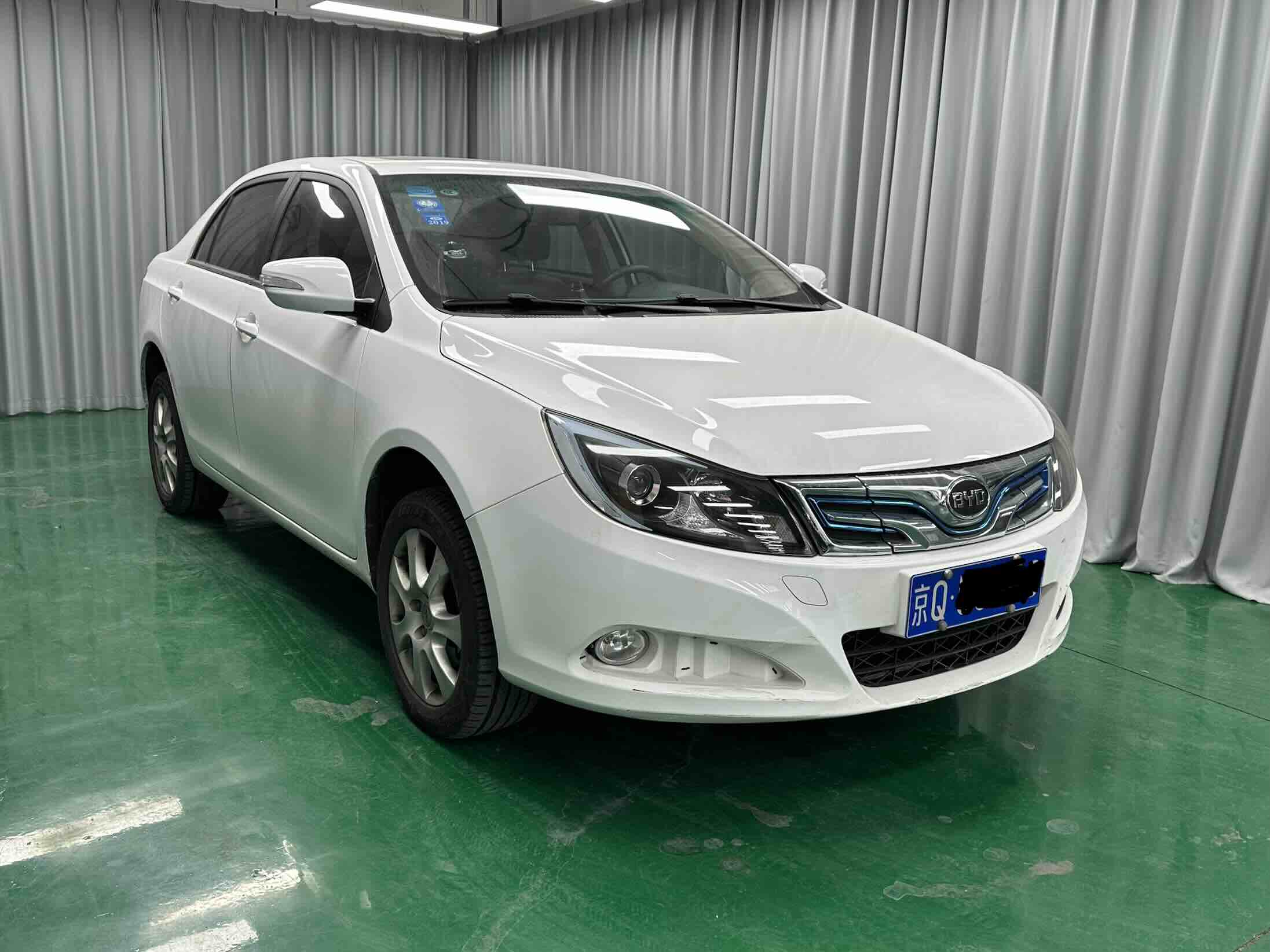 BYD e5 2017 #3 BYD e5 2017 car image #3