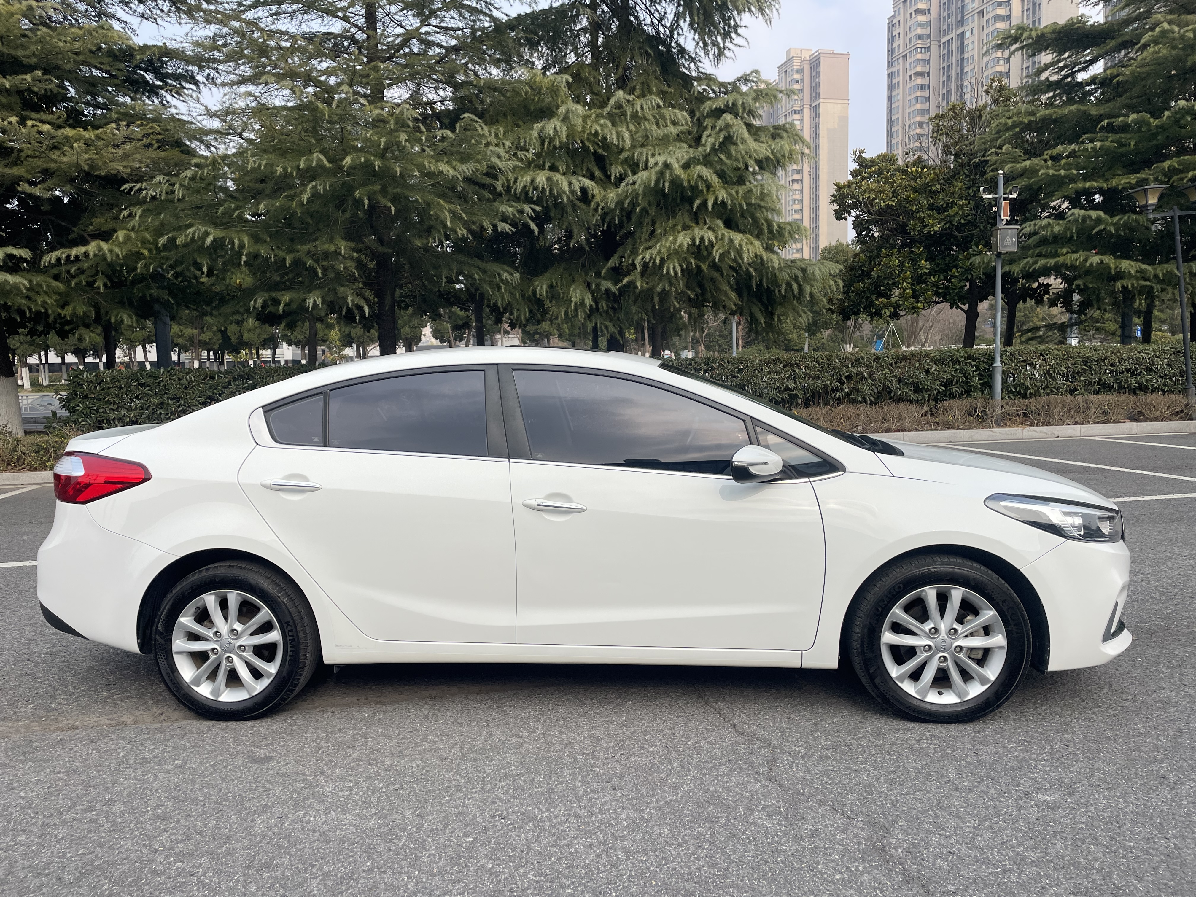 起亚 起亚K3 2017 汽车图片 #3