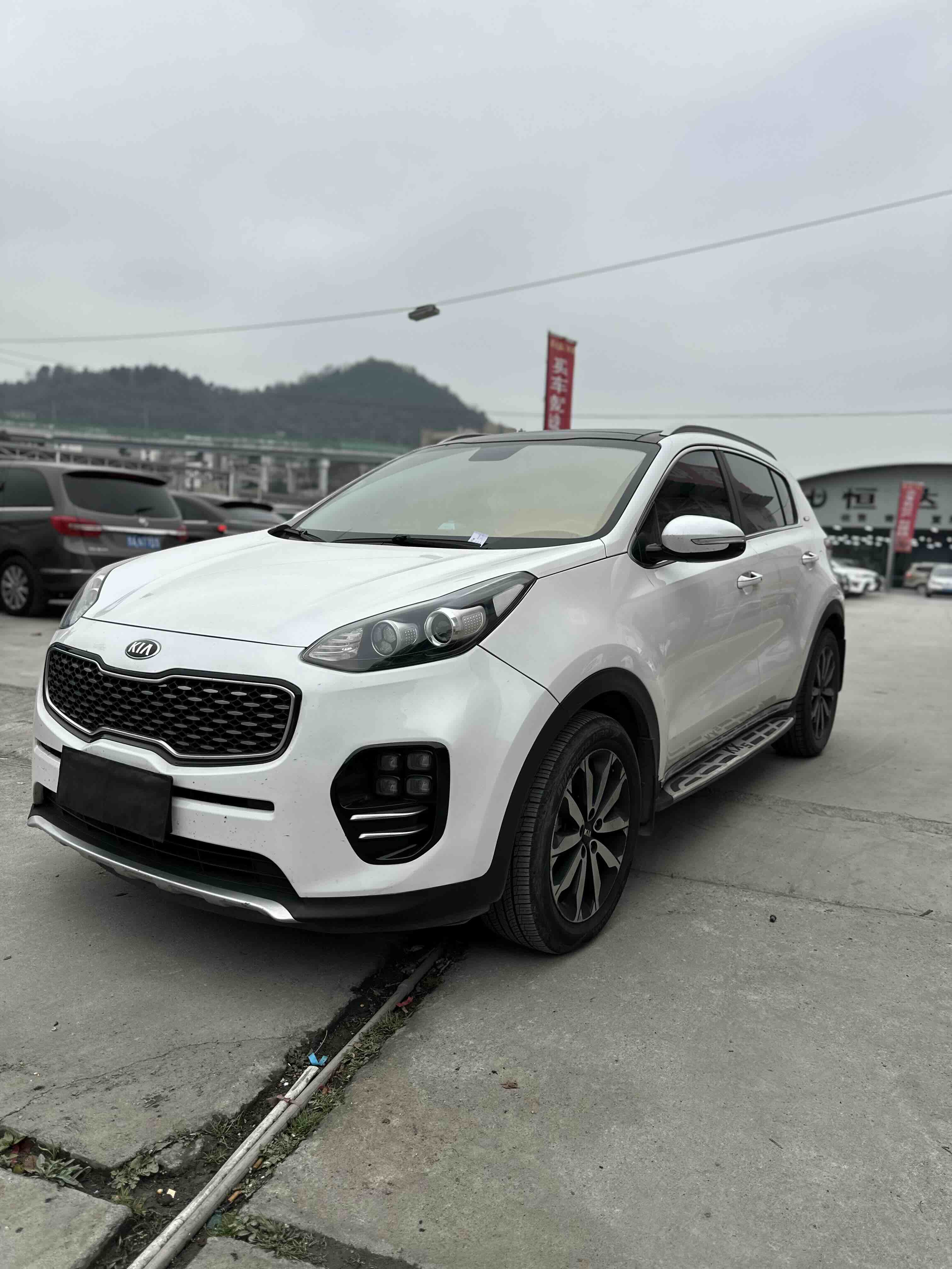 Kia KX5 2018 #3 Kia KX5 2018 car image #3