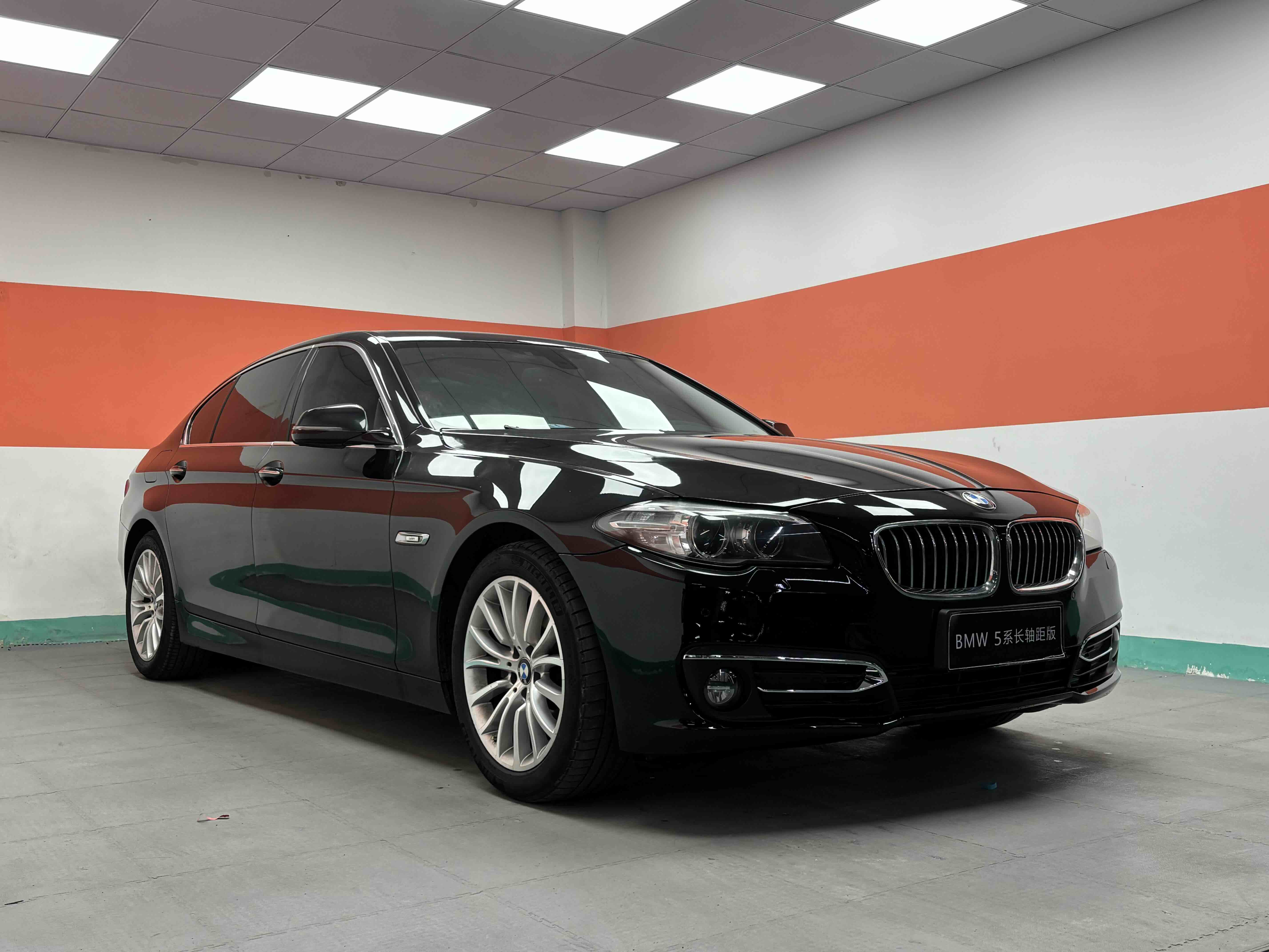 BMW 5 Series 2017 #3 BMW 5 Series 2017 car image #3