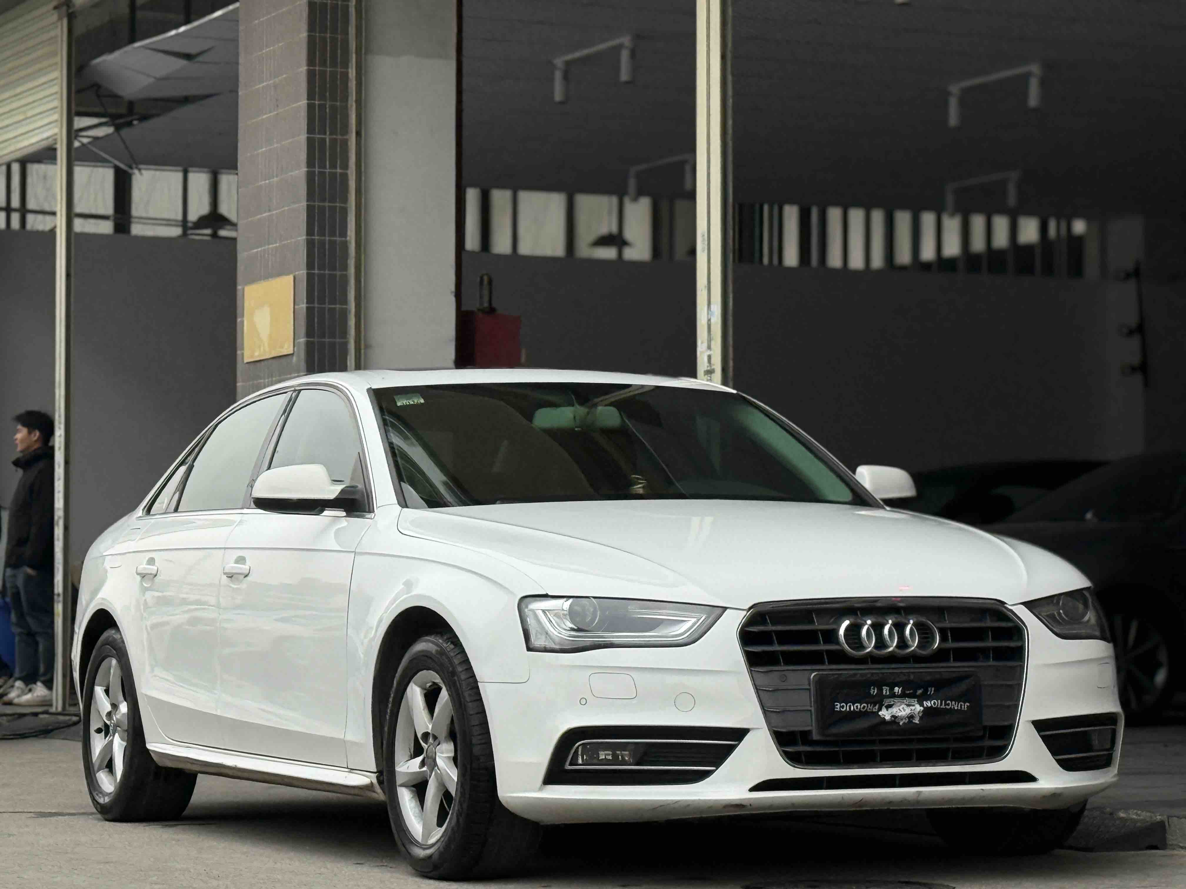 Audi A4L 2014 #3 Audi A4L 2014 car image #3