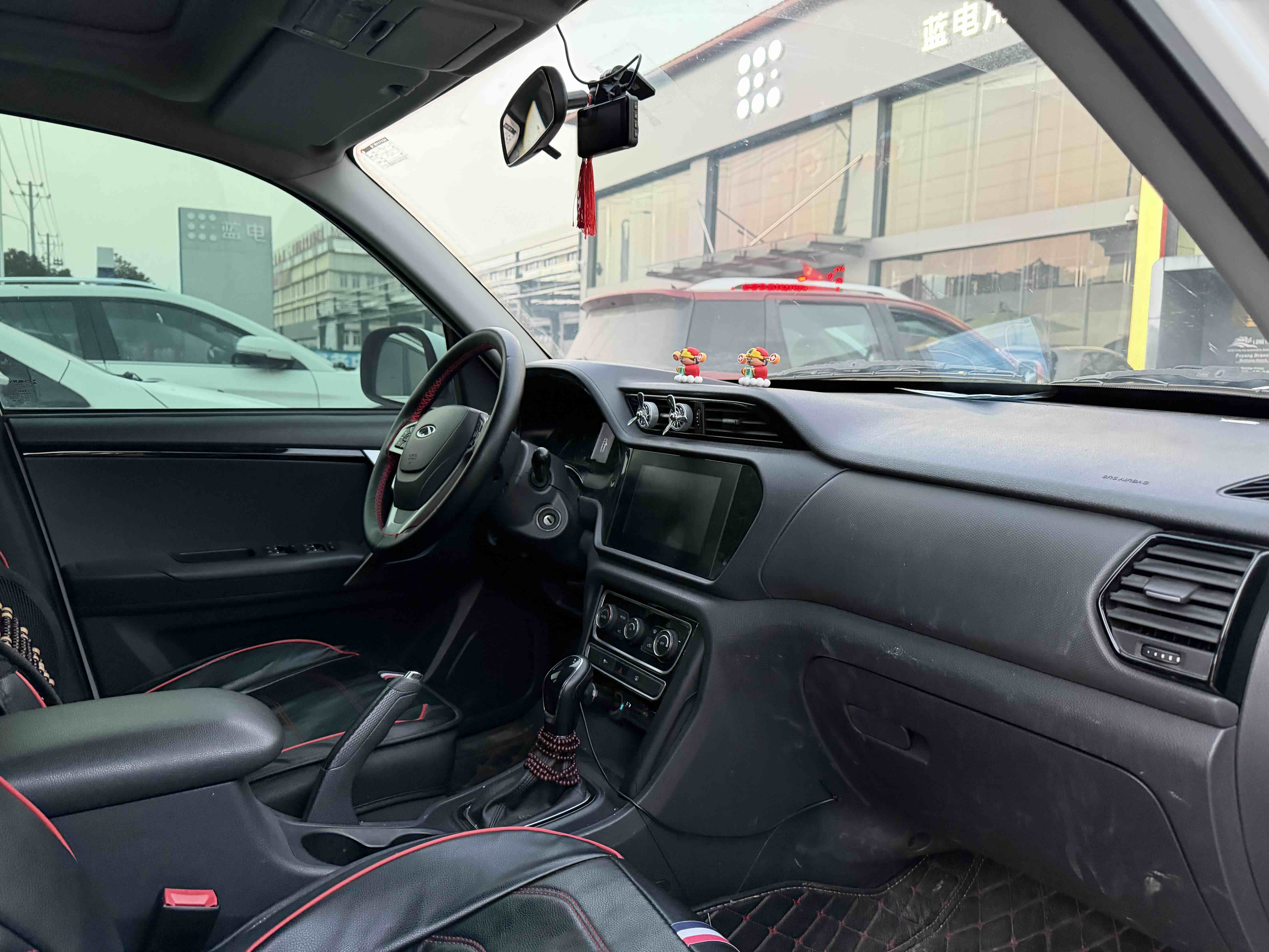 Chery Tiggo 3 2018 car image #3