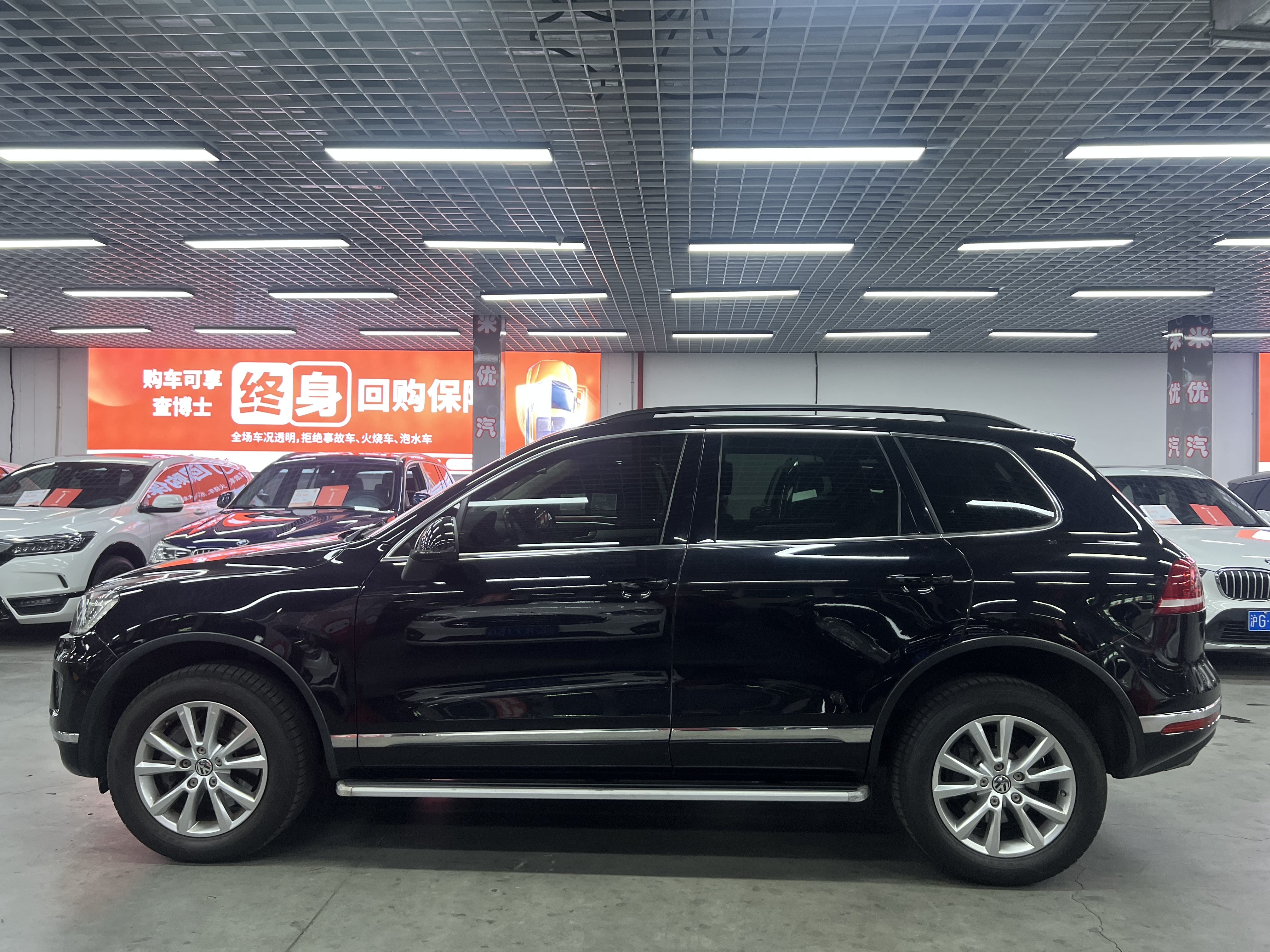 Volkswagen Touareg 2016 car image #3