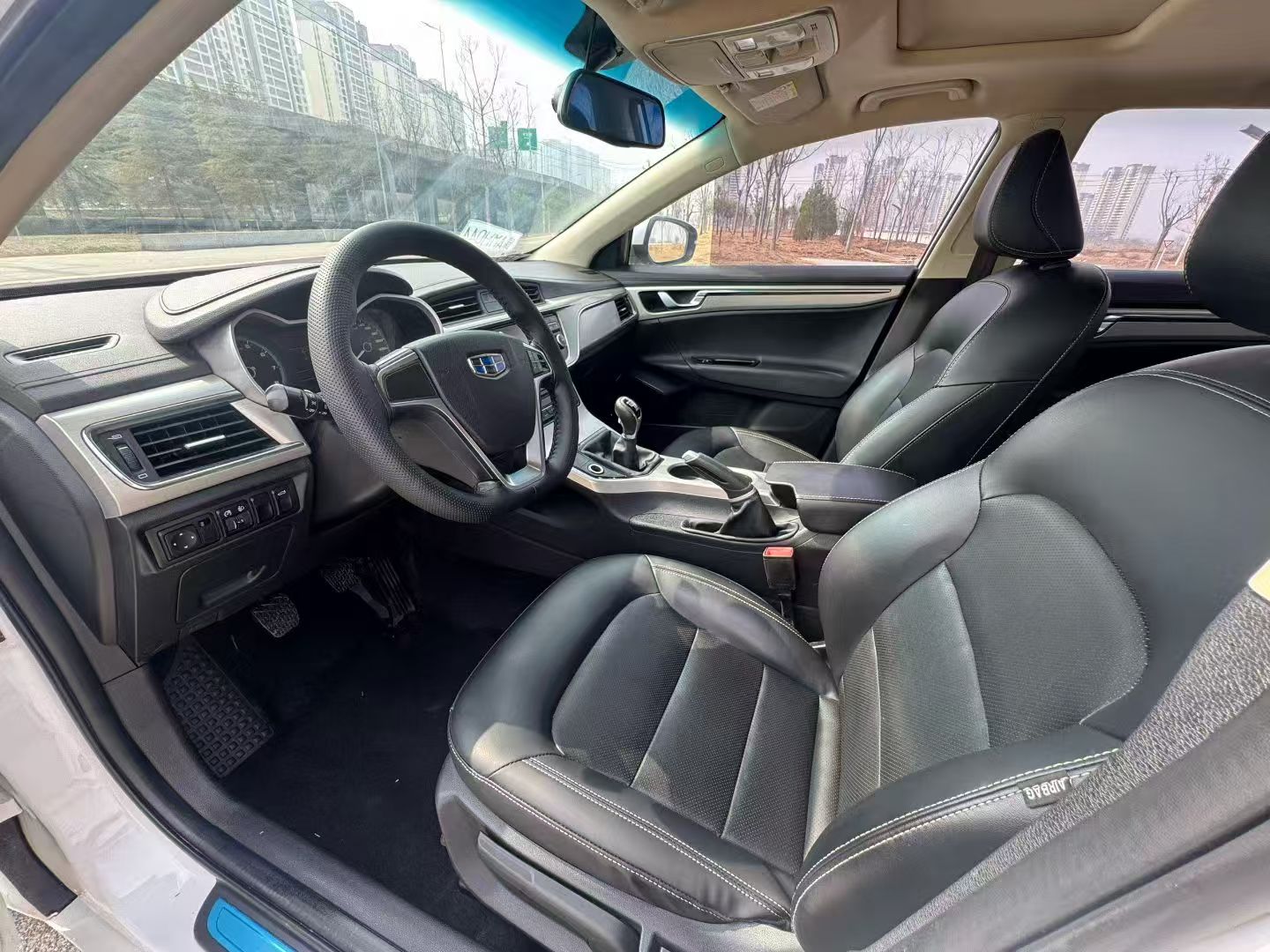 Emgrand GL 2017 #3 Emgrand GL 2017 car image #3