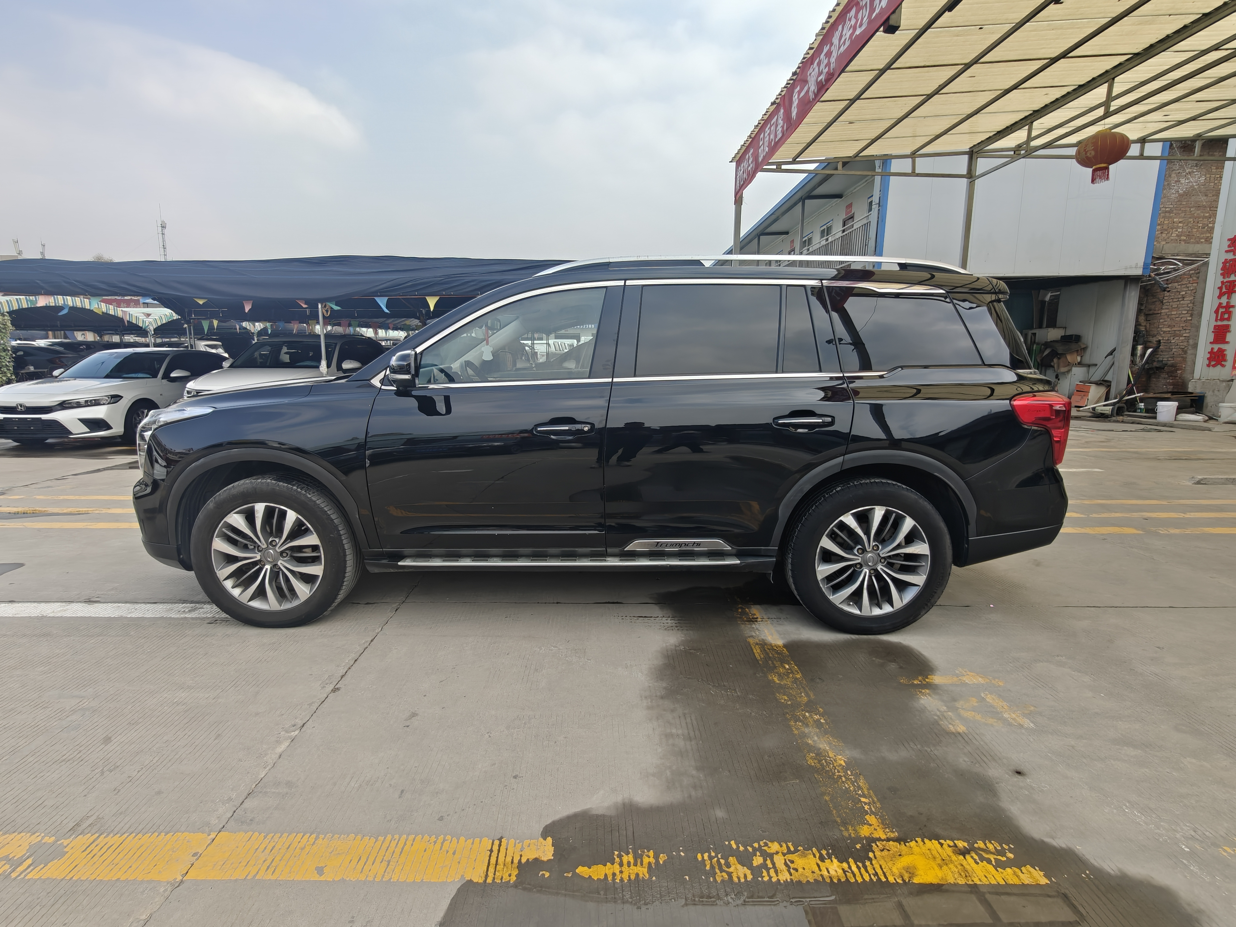 GAC Trumpchi GS8 2017 car image #3