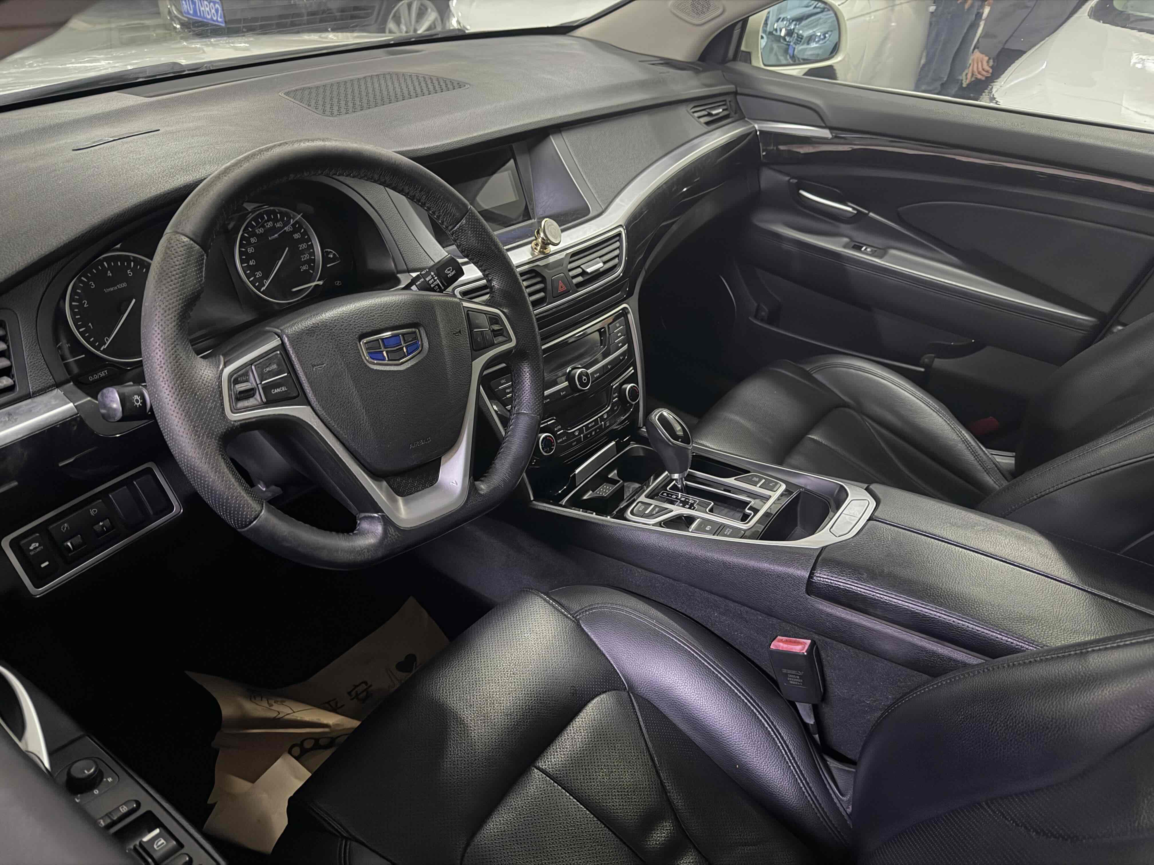 GEELY Ulion 2016 immagine di auto #3