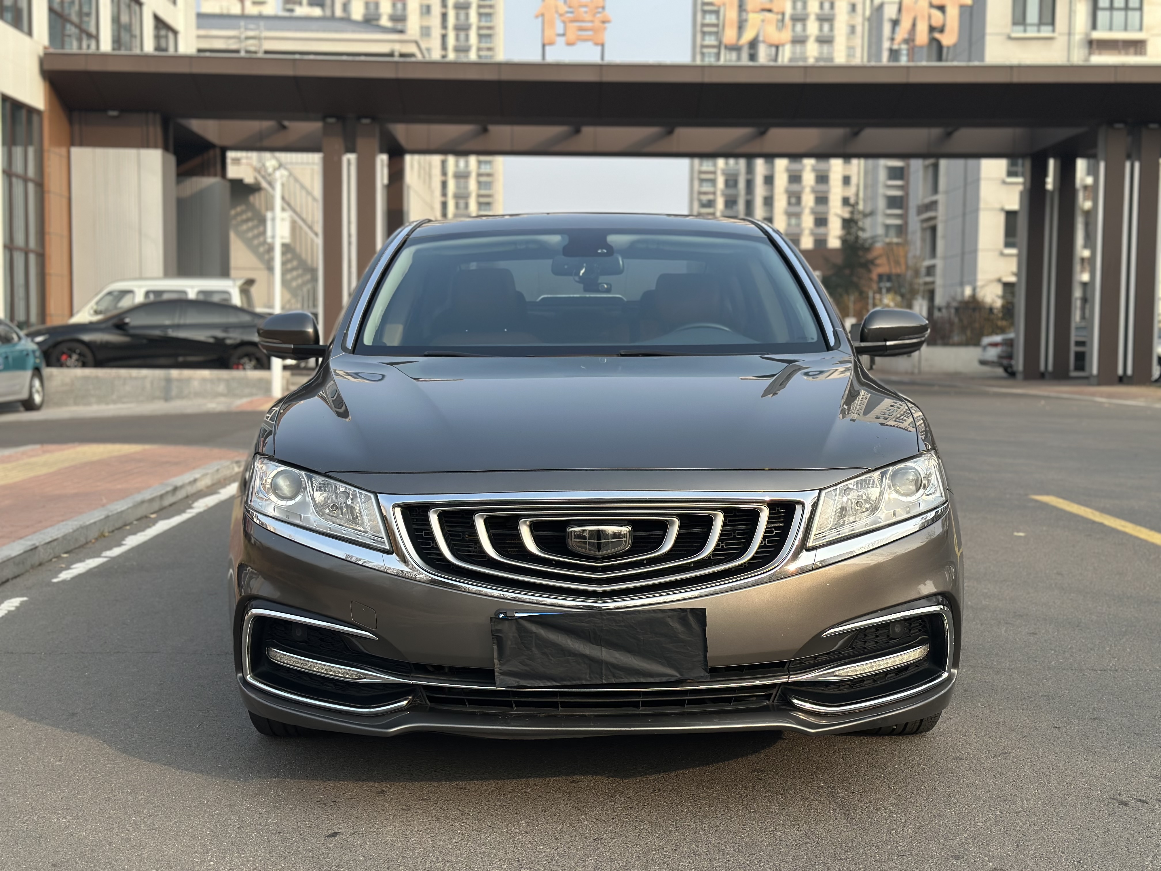 GEELY Ulion 2017 immagine di auto #3