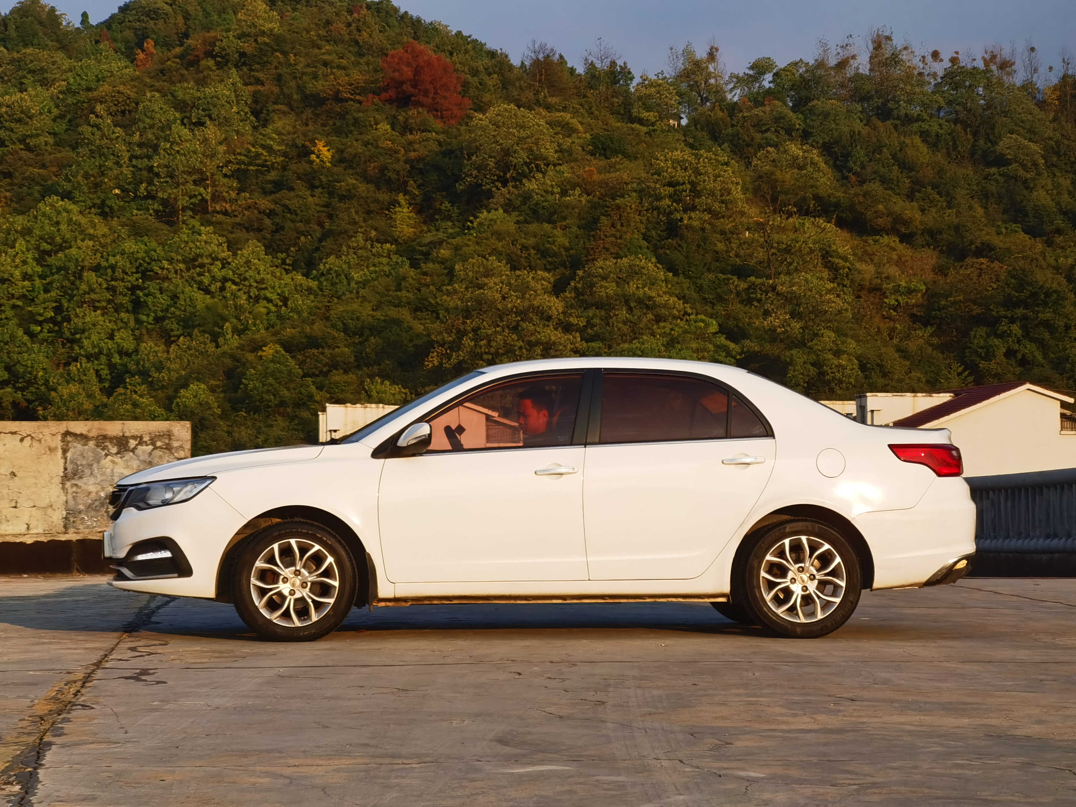 GEELY Vision 2018 car image #3