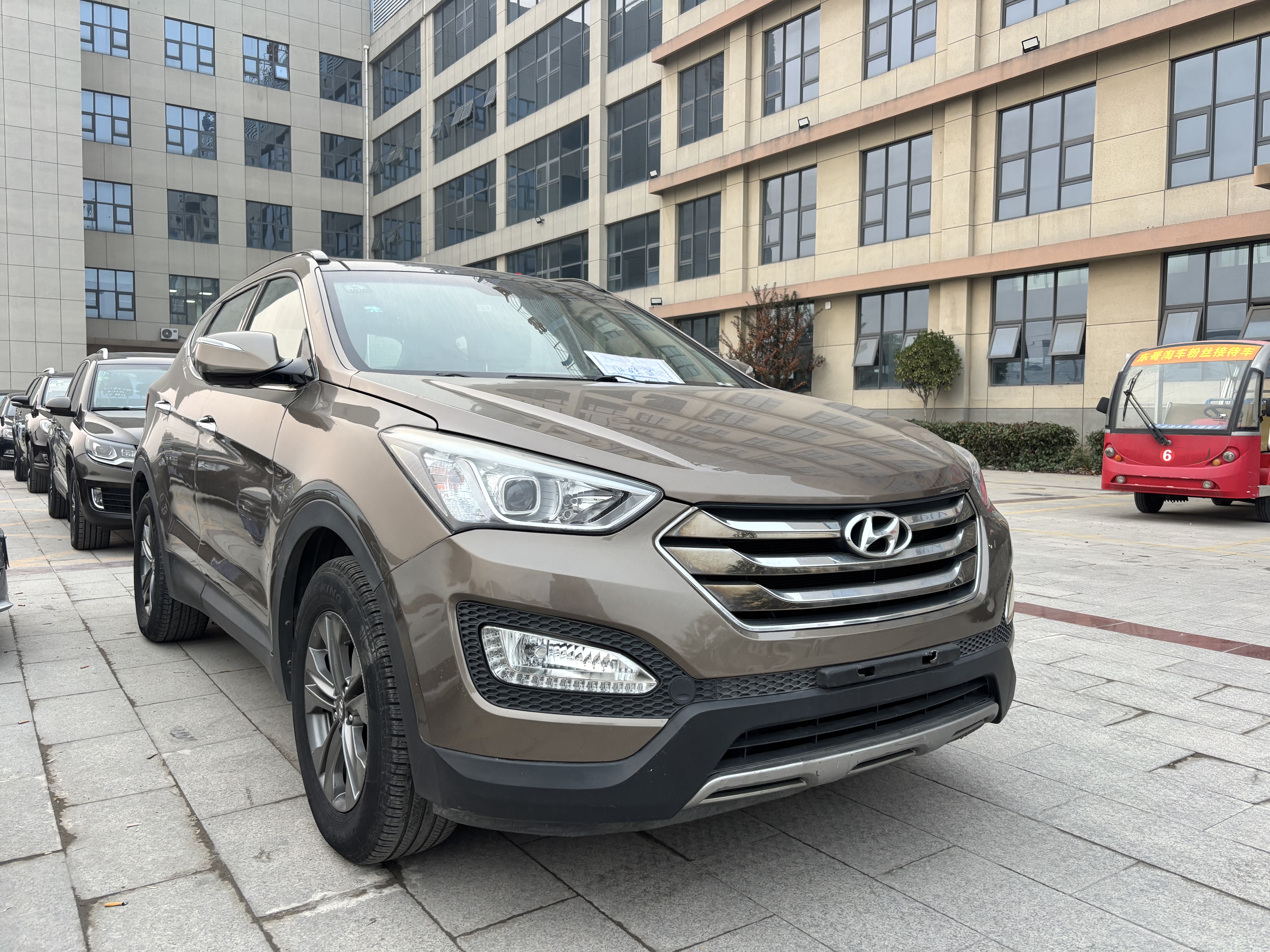 Hyundai Santa Fe (Imported) 2014 immagine di auto #3