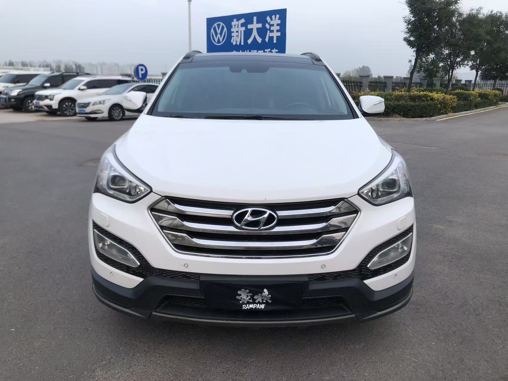 Hyundai Santa Fe (Imported) 2013 car image #3