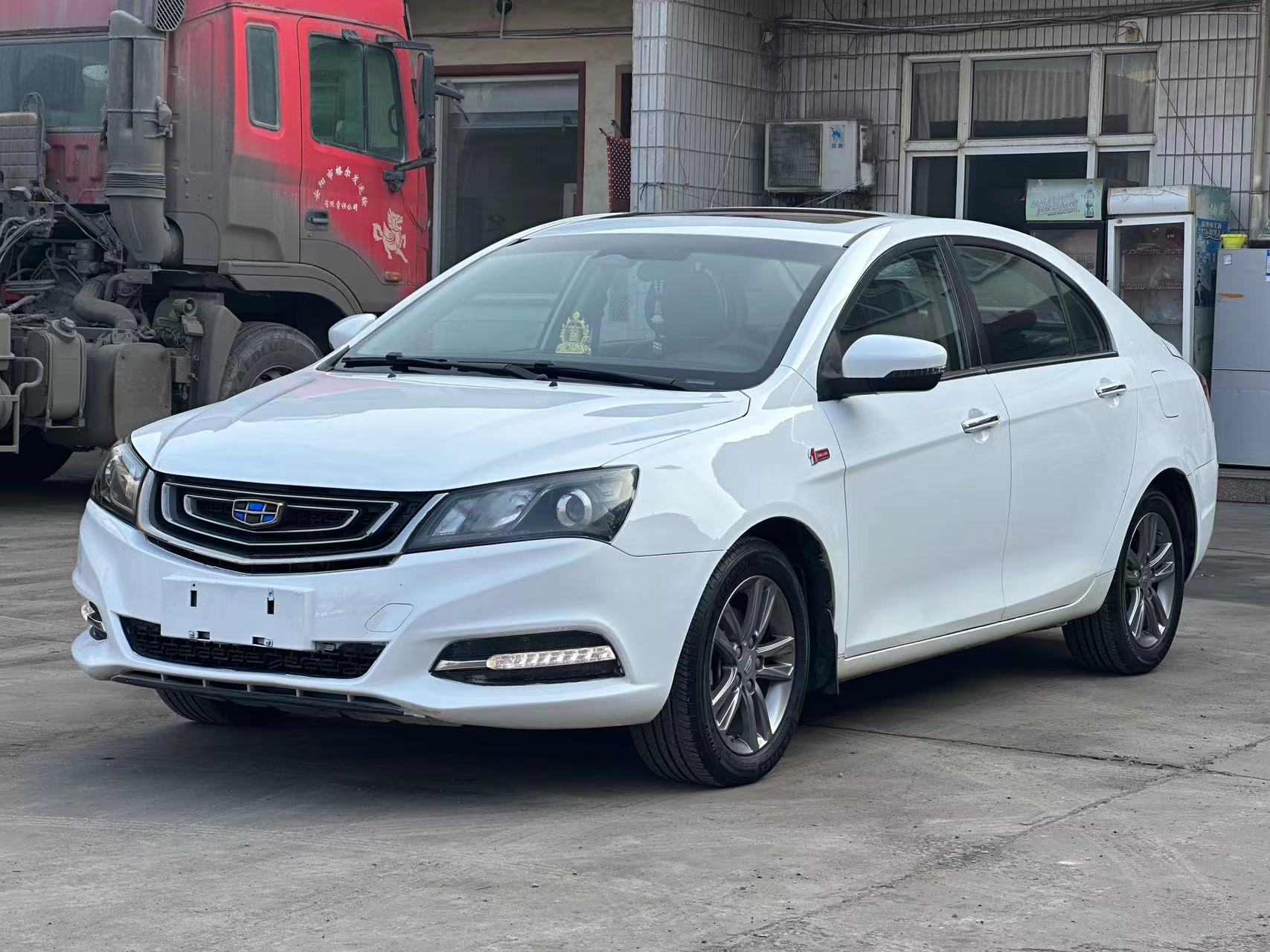 Emgrand 2017 #3 Emgrand 2017 car image #3