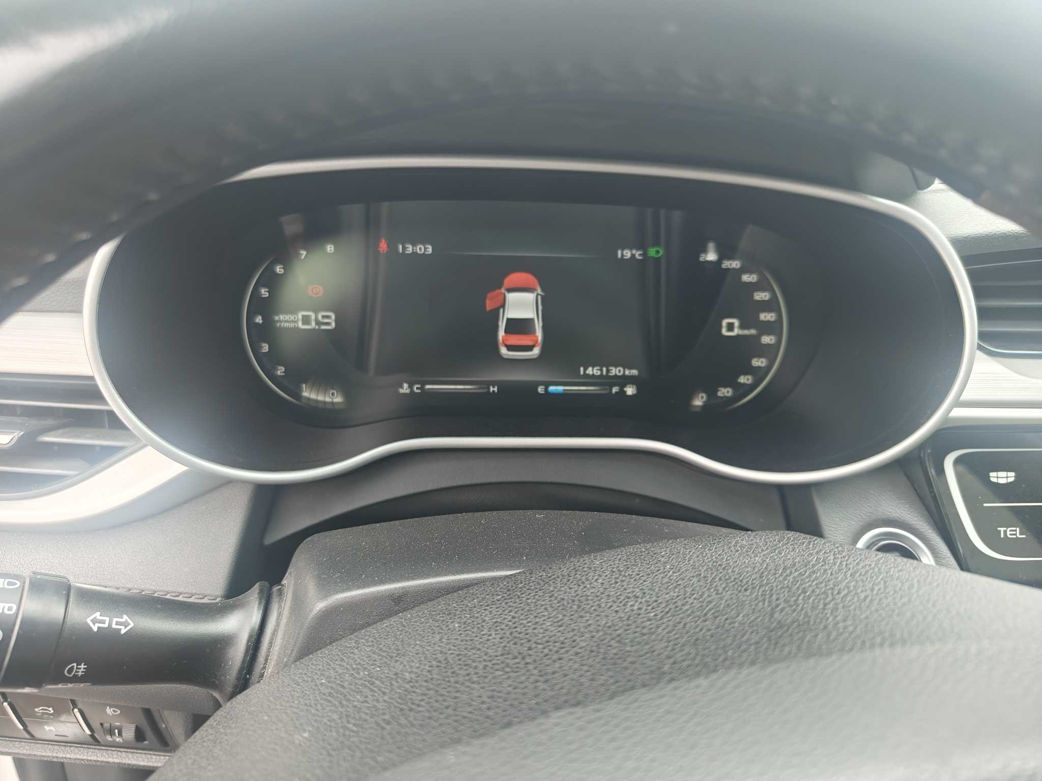 GEELY 2018 #3 GEELY 2018 car image #3