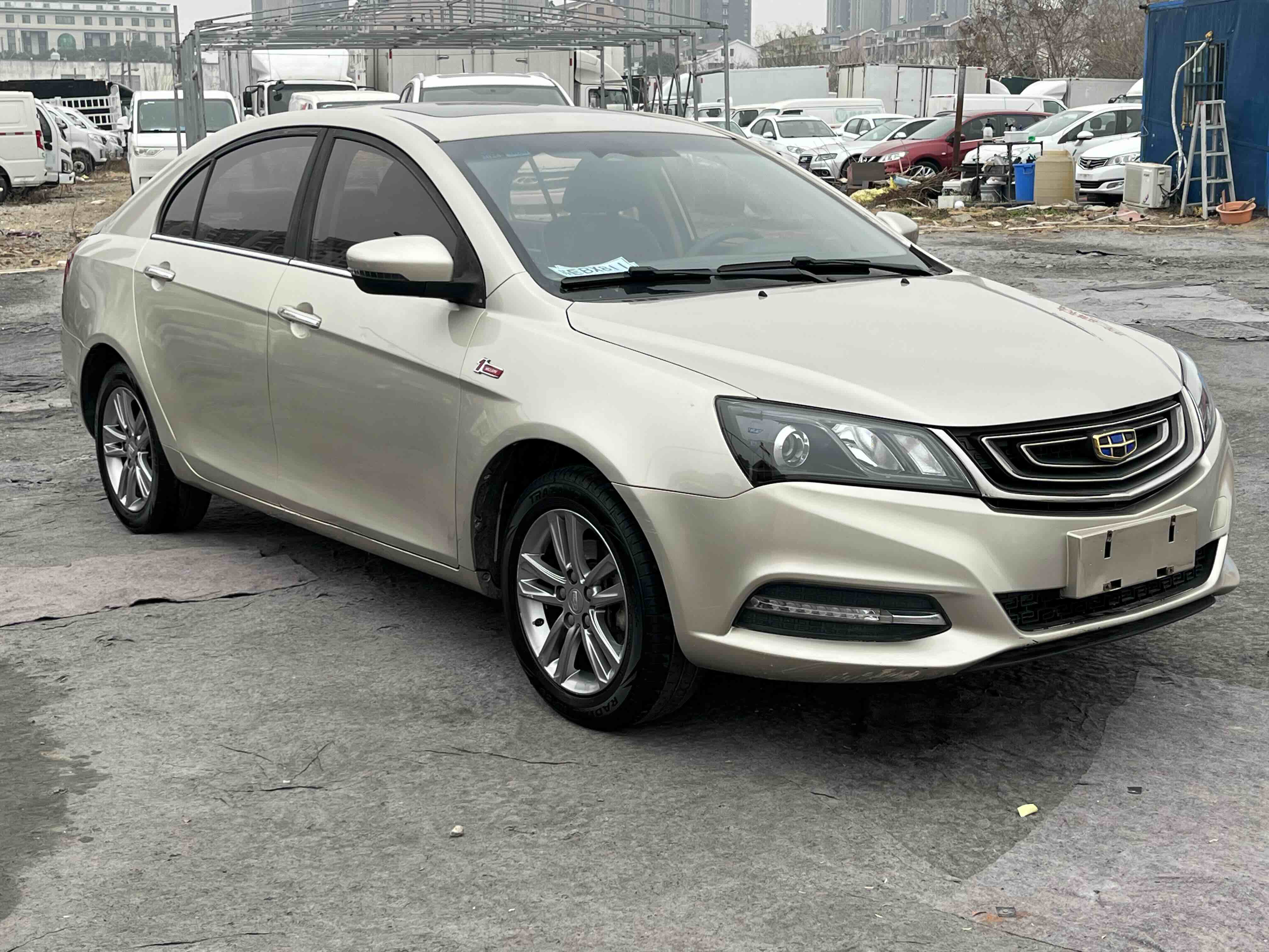 GEELY Emgrand 2018 car image #3