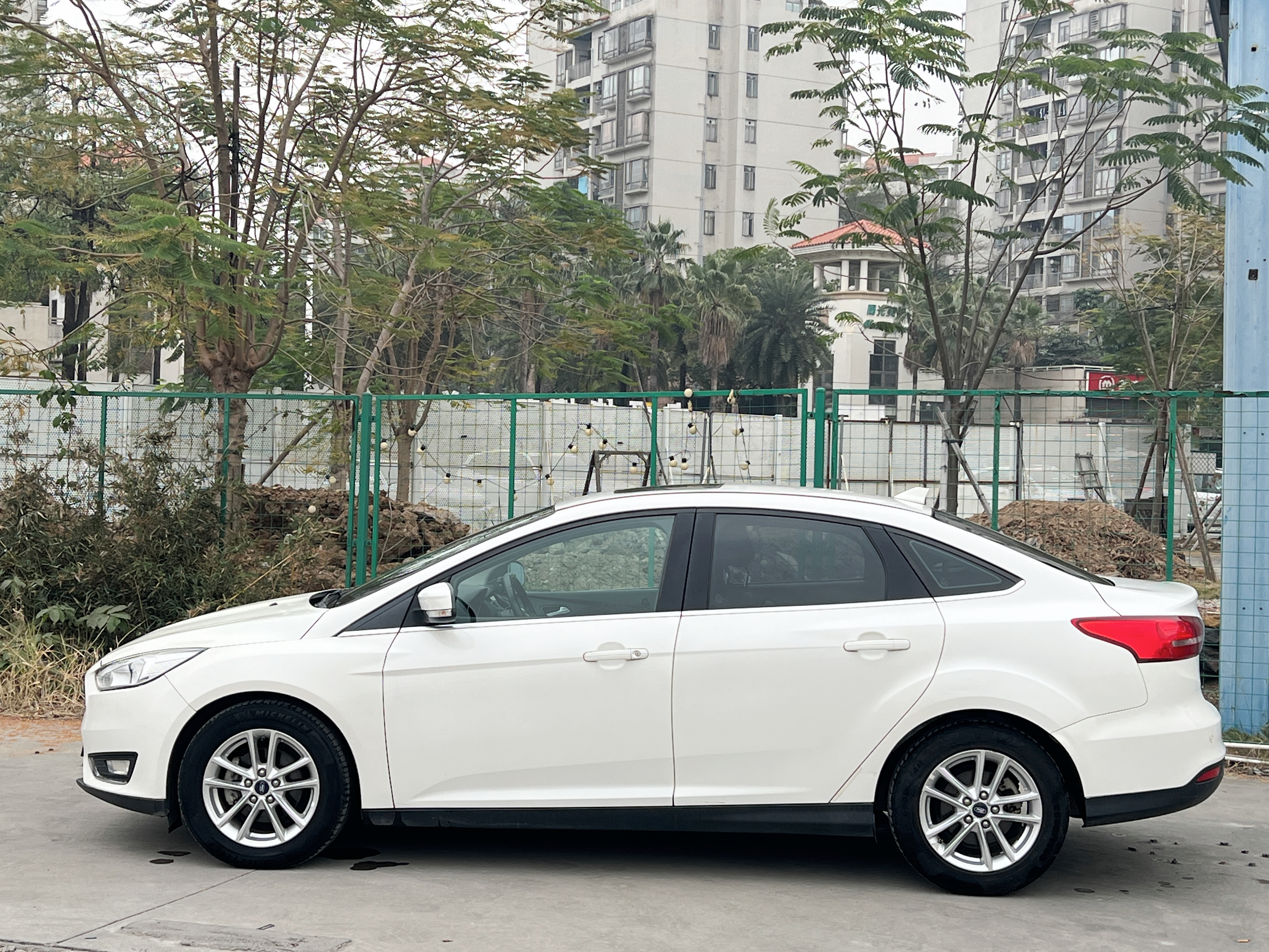 Ford Focus 2017 car image #3