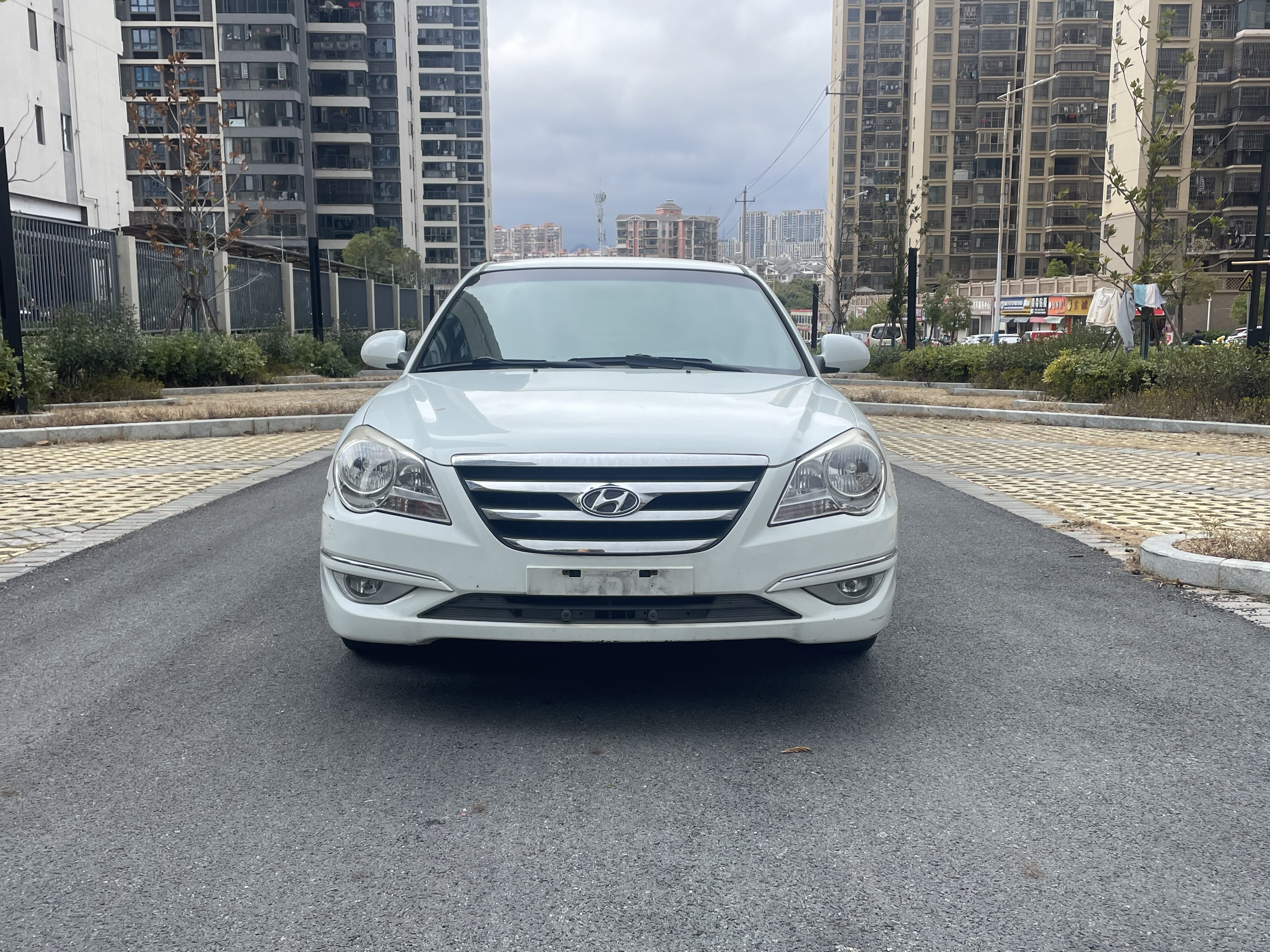 Hyundai moInca 2017 car image #3