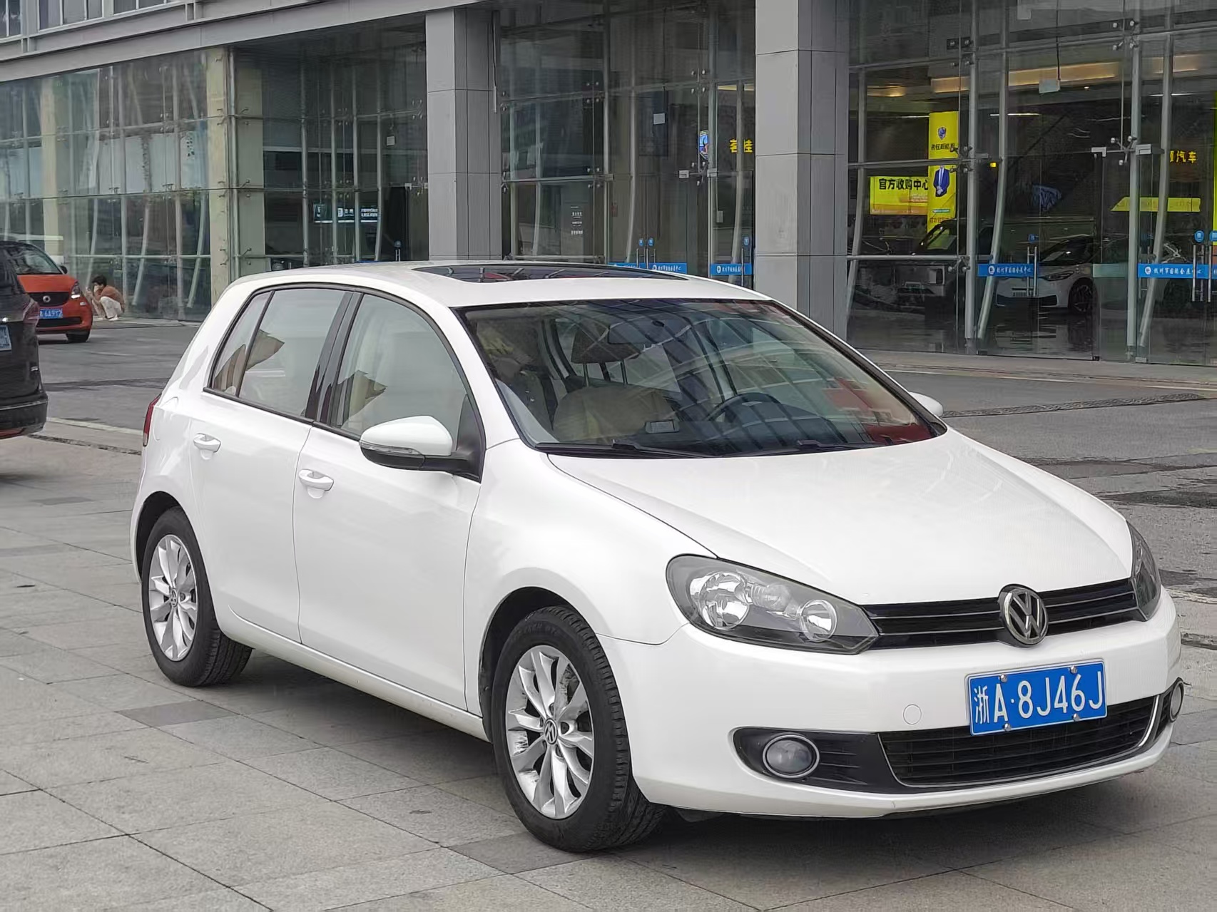 Volkswagen Golf 2013 car image #3