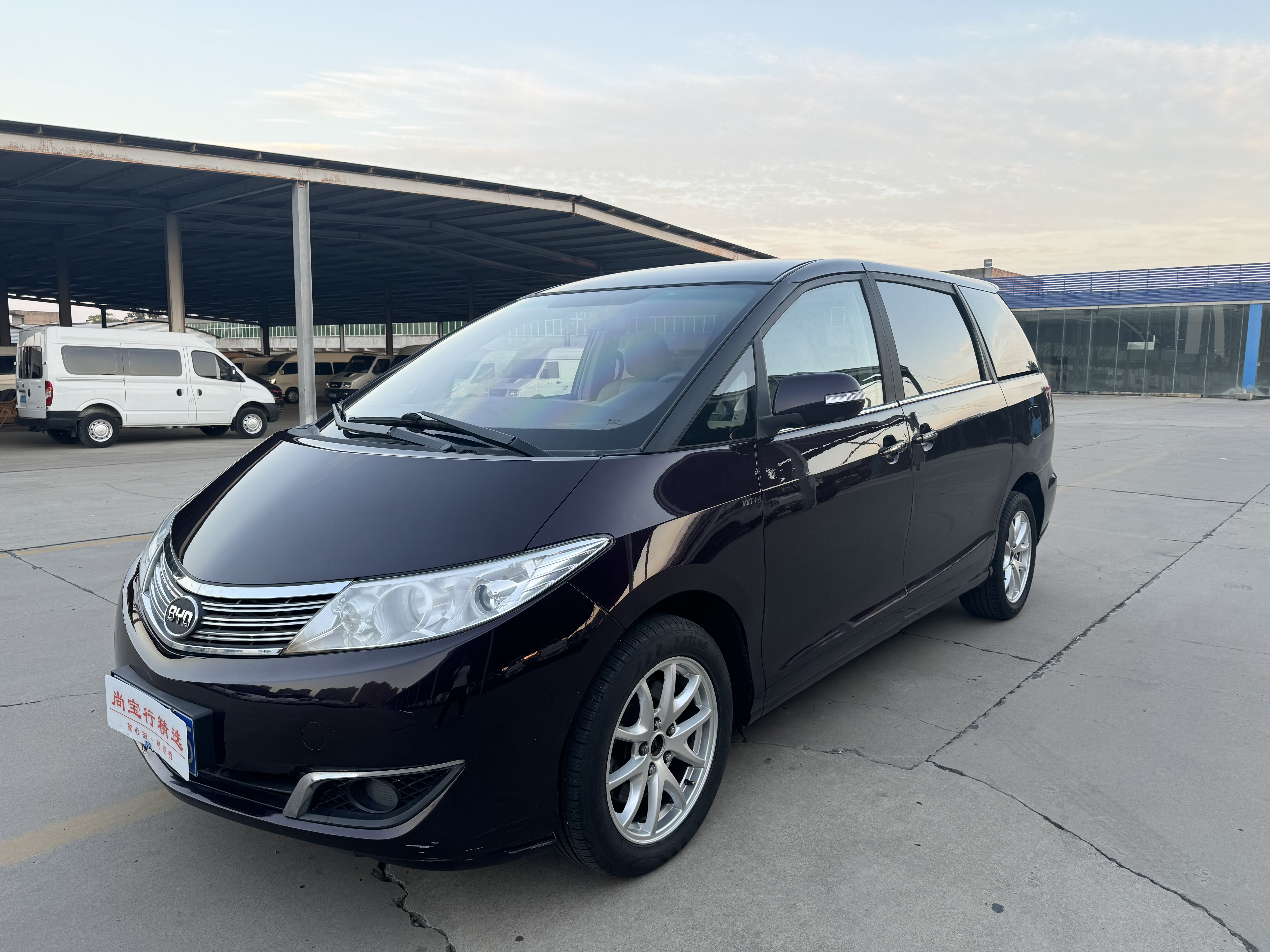 BYD M6 2015 #3 BYD M6 2015 car image #3