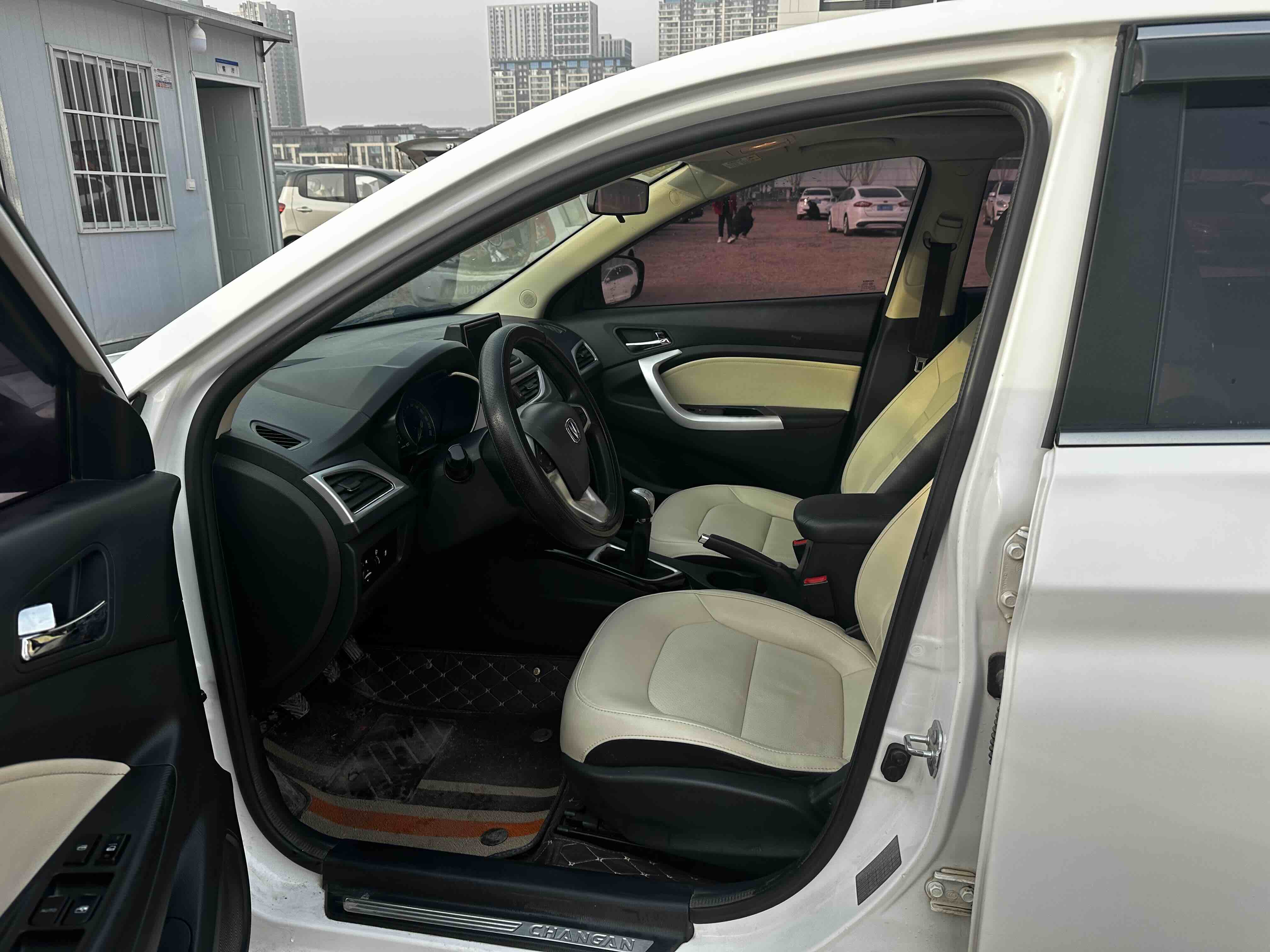 Changan Alsvin V7 2016 #3 Changan Alsvin V7 2016 car image #3