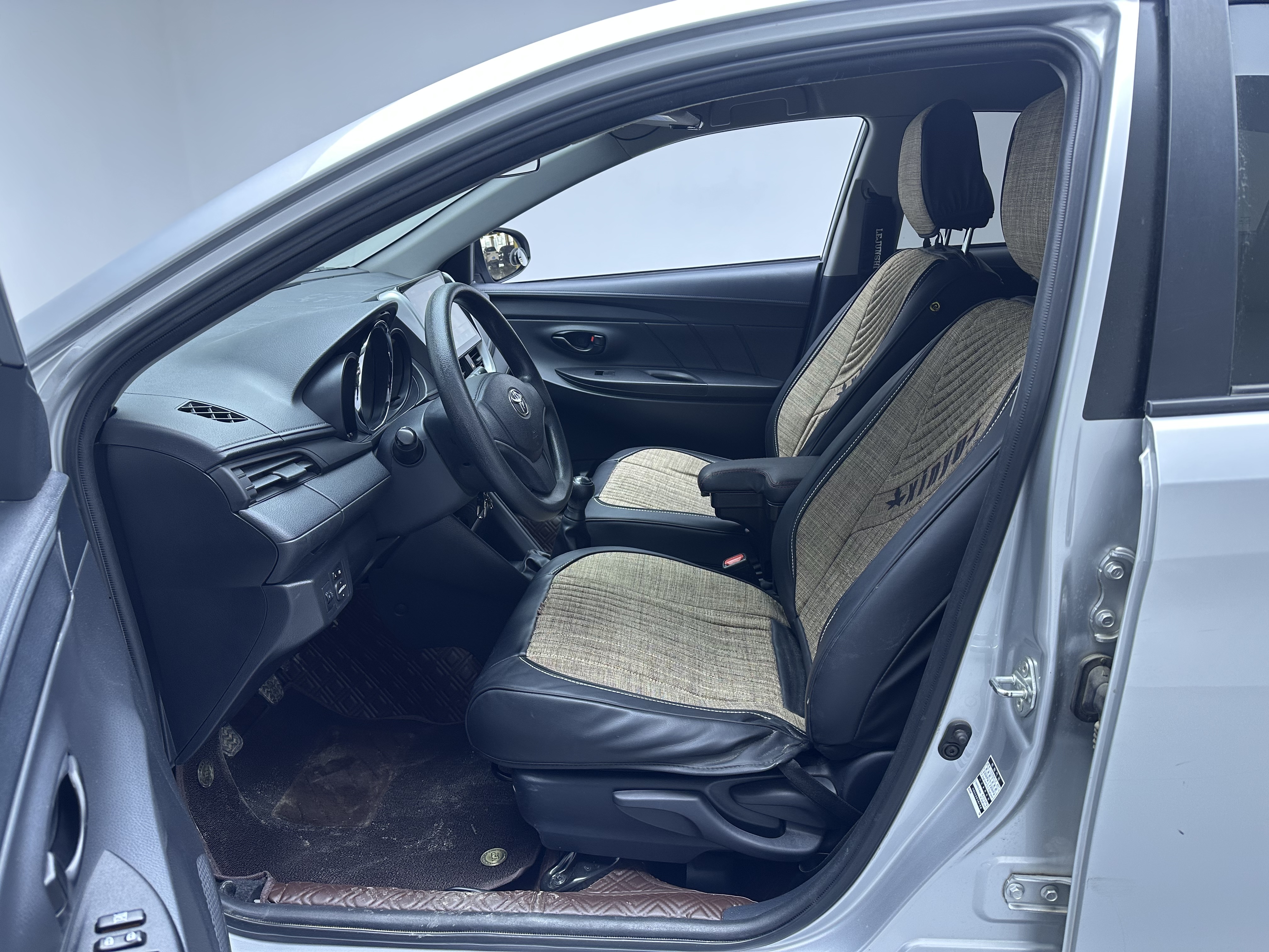 Yaris L Zhixuan 2017 #3 Yaris L Zhixuan 2017 car image #3
