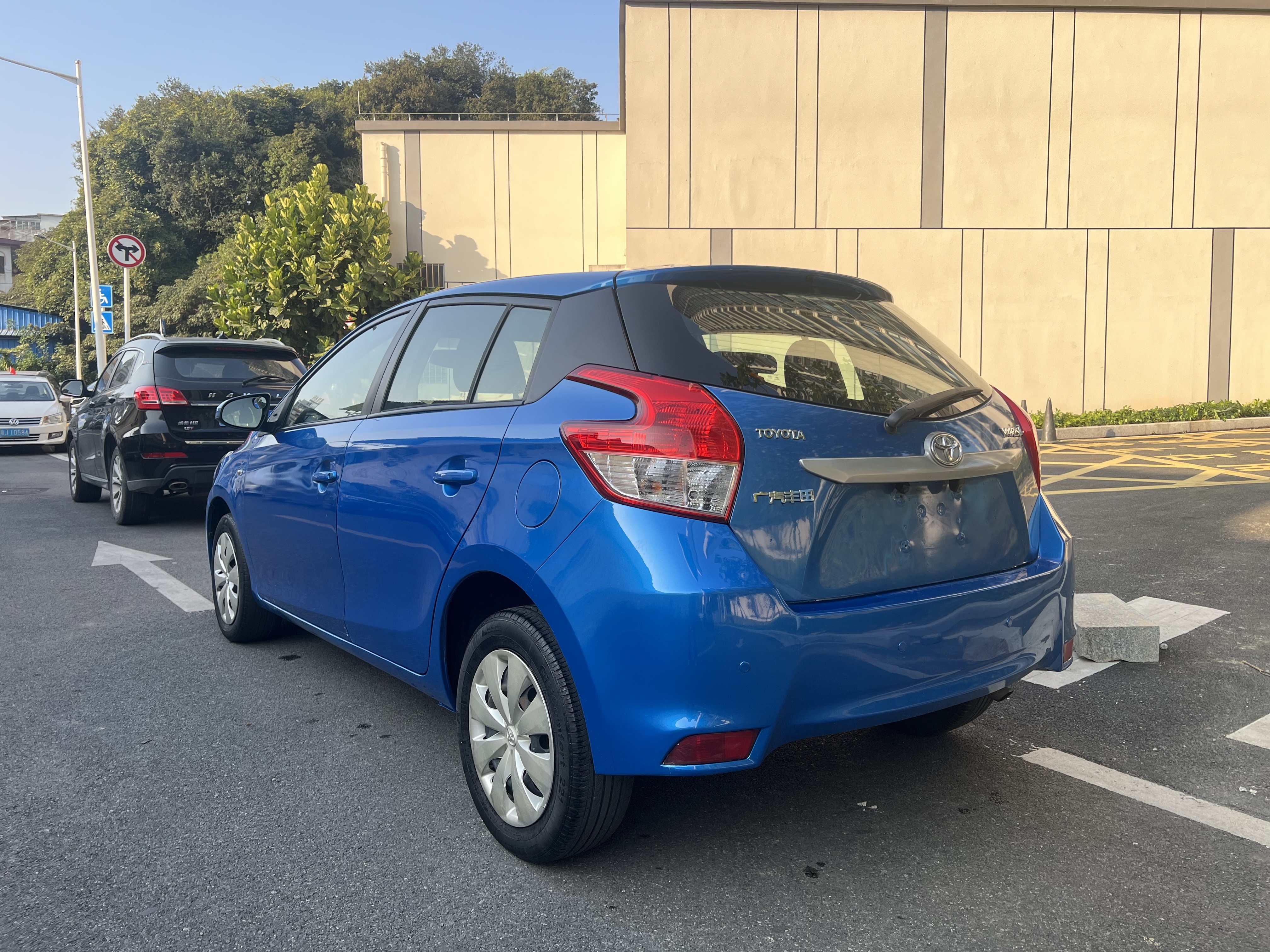 Toyota Yaris L Zhixuan 2015 #3 Toyota Yaris L Zhixuan 2015 car image #3