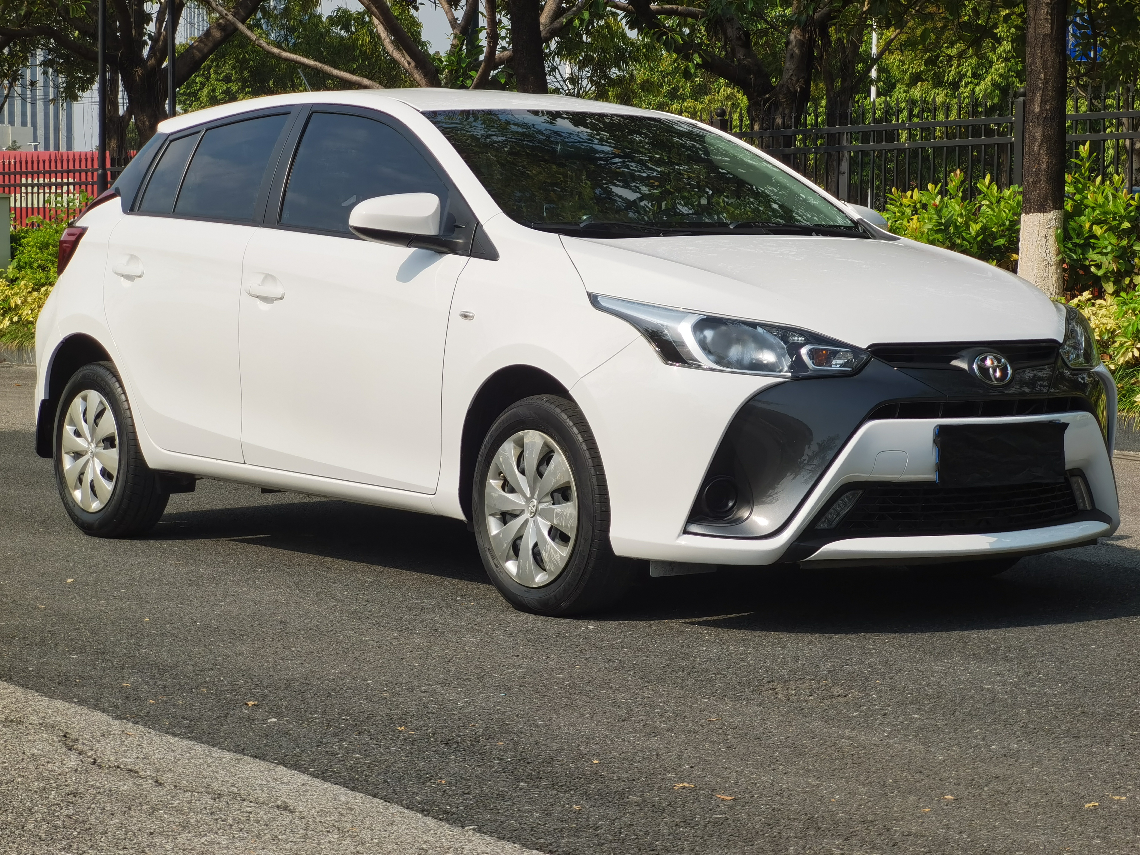 Yaris L Zhixuan 2017 #3 Yaris L Zhixuan 2017 car image #3