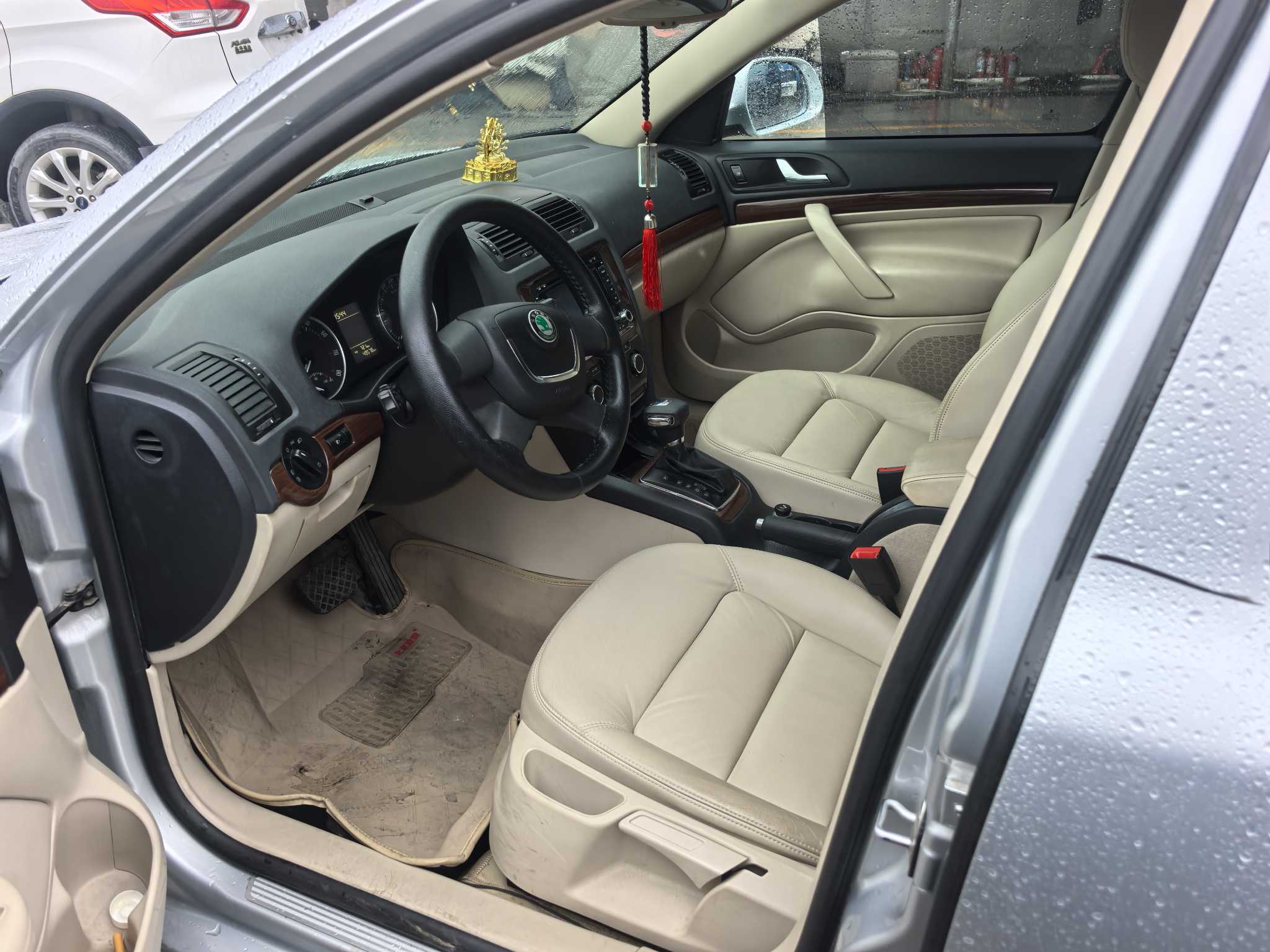 Skoda Octavia 2013 car image #3