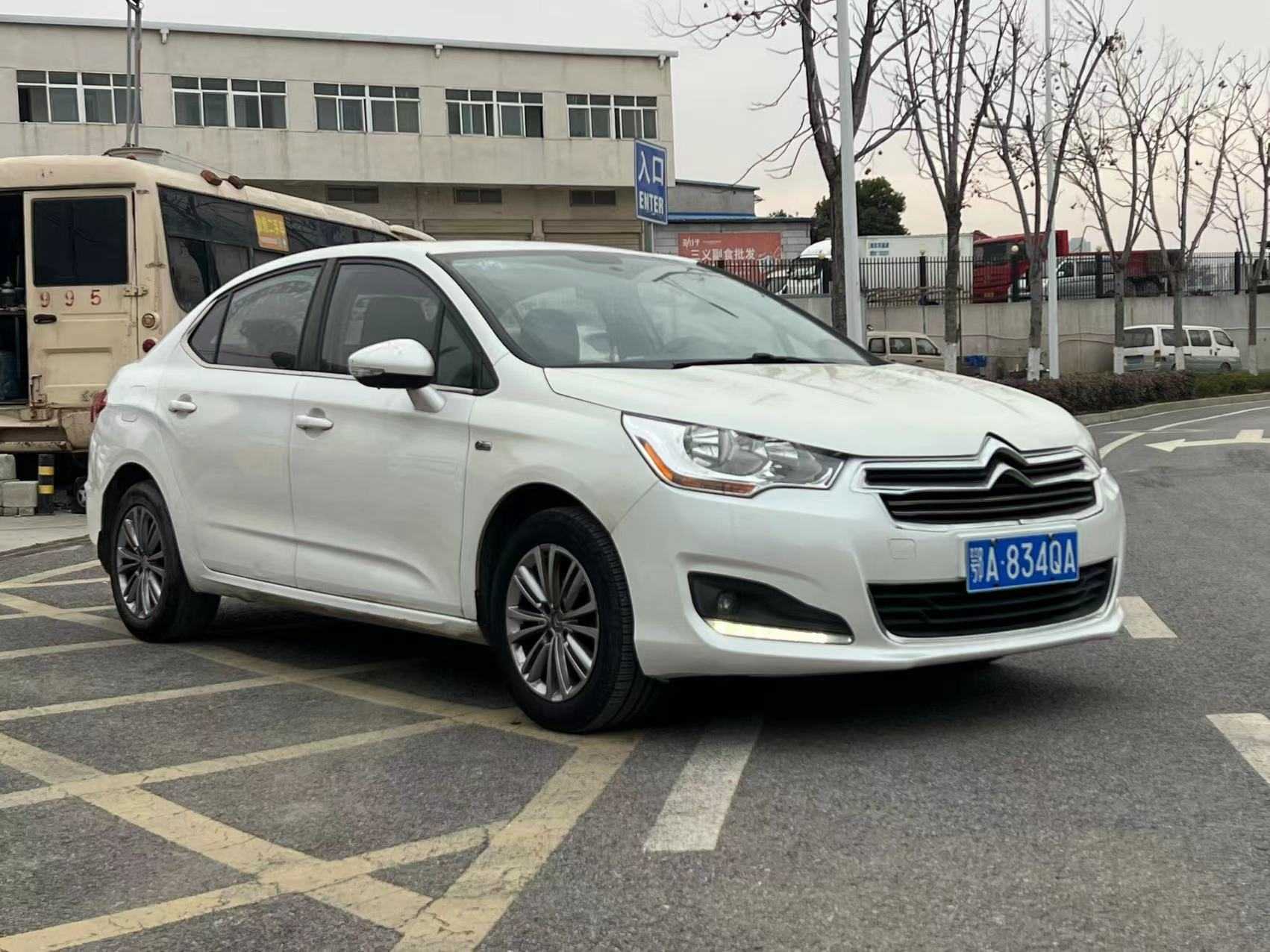 Citroen C4L 2016 car image #3