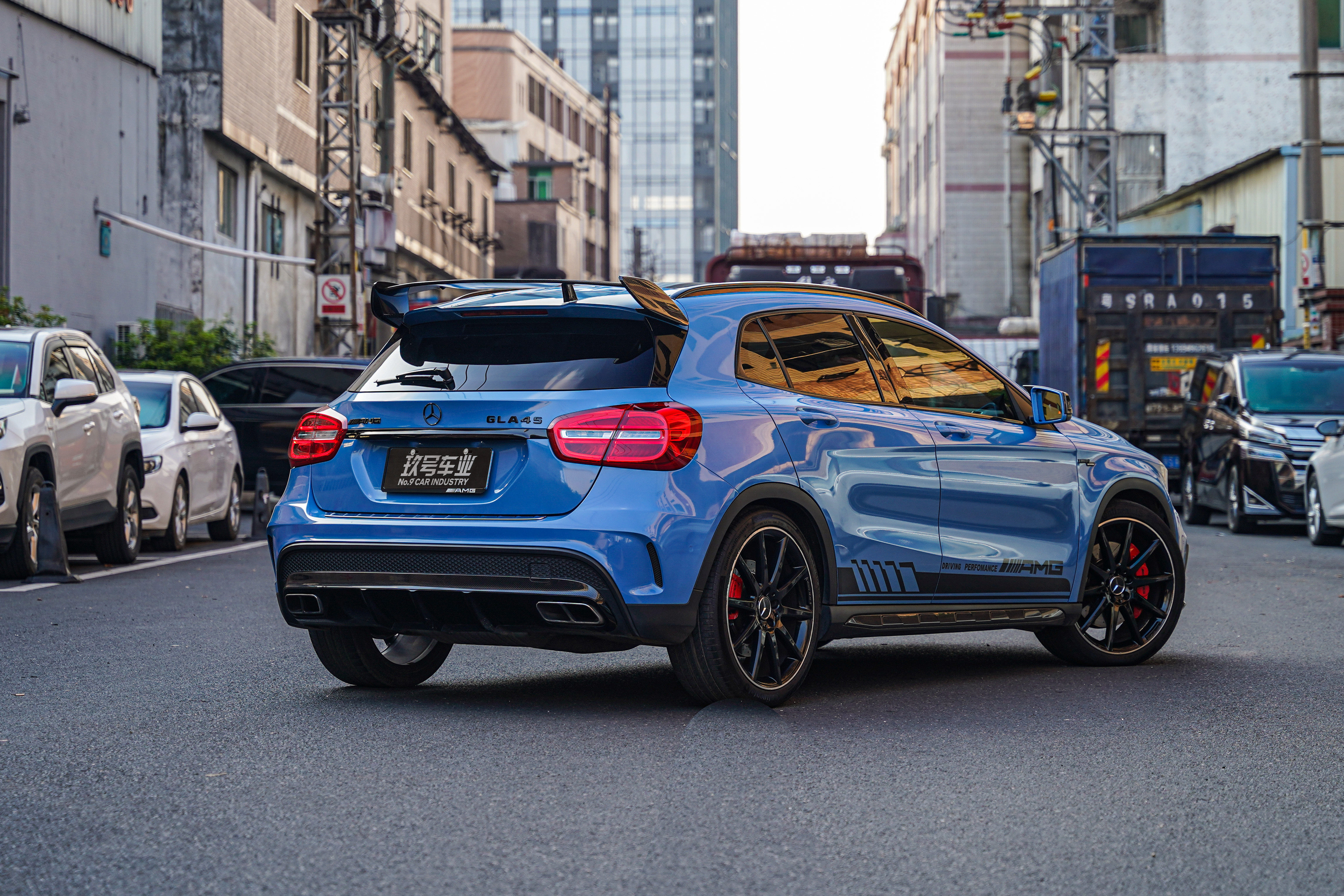 Mercedes-Benz GLA AMG 2017 #3 Mercedes-Benz GLA AMG 2017 car image #3