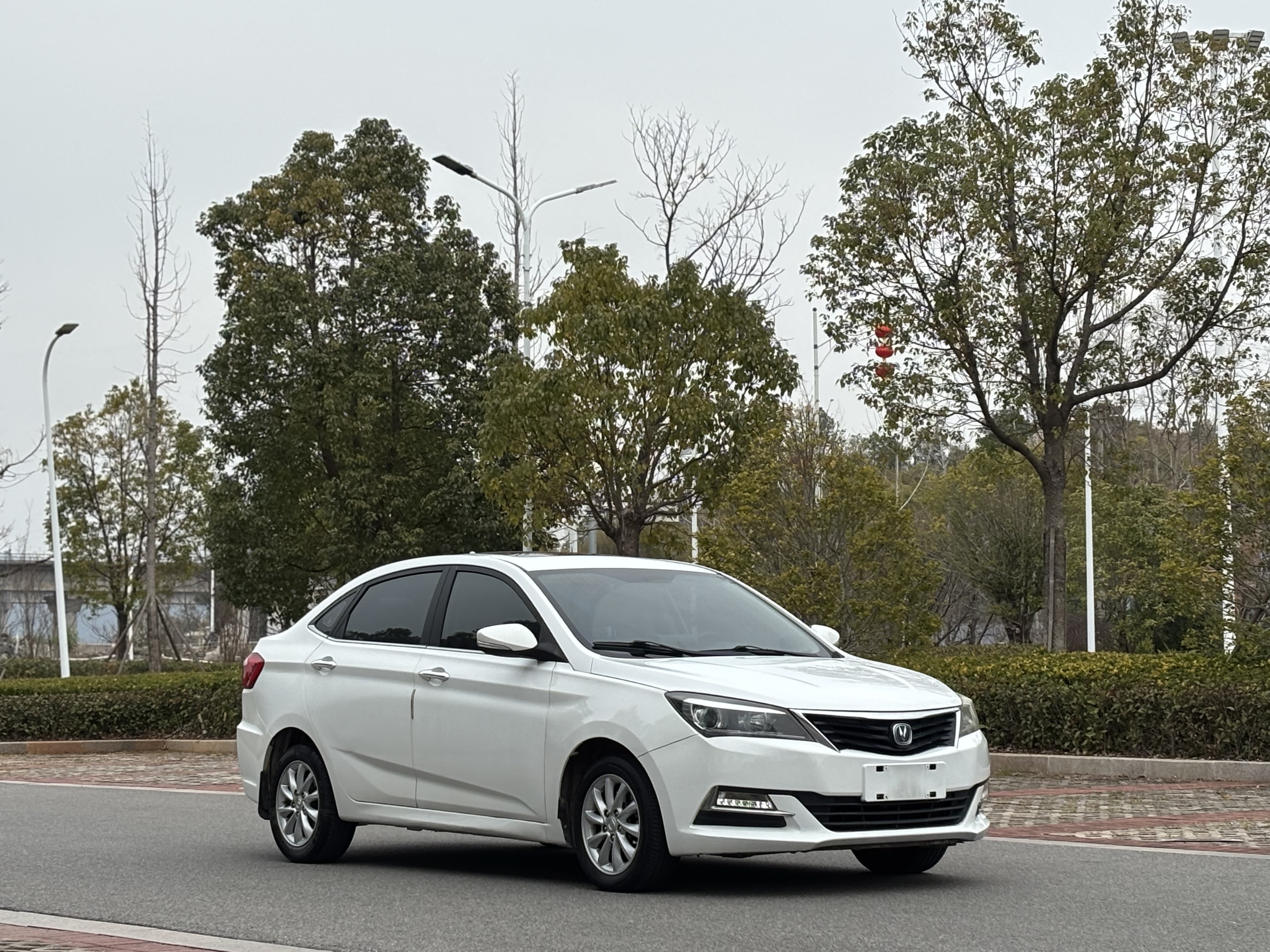 Changan Alsvin V7 2017 car image #3